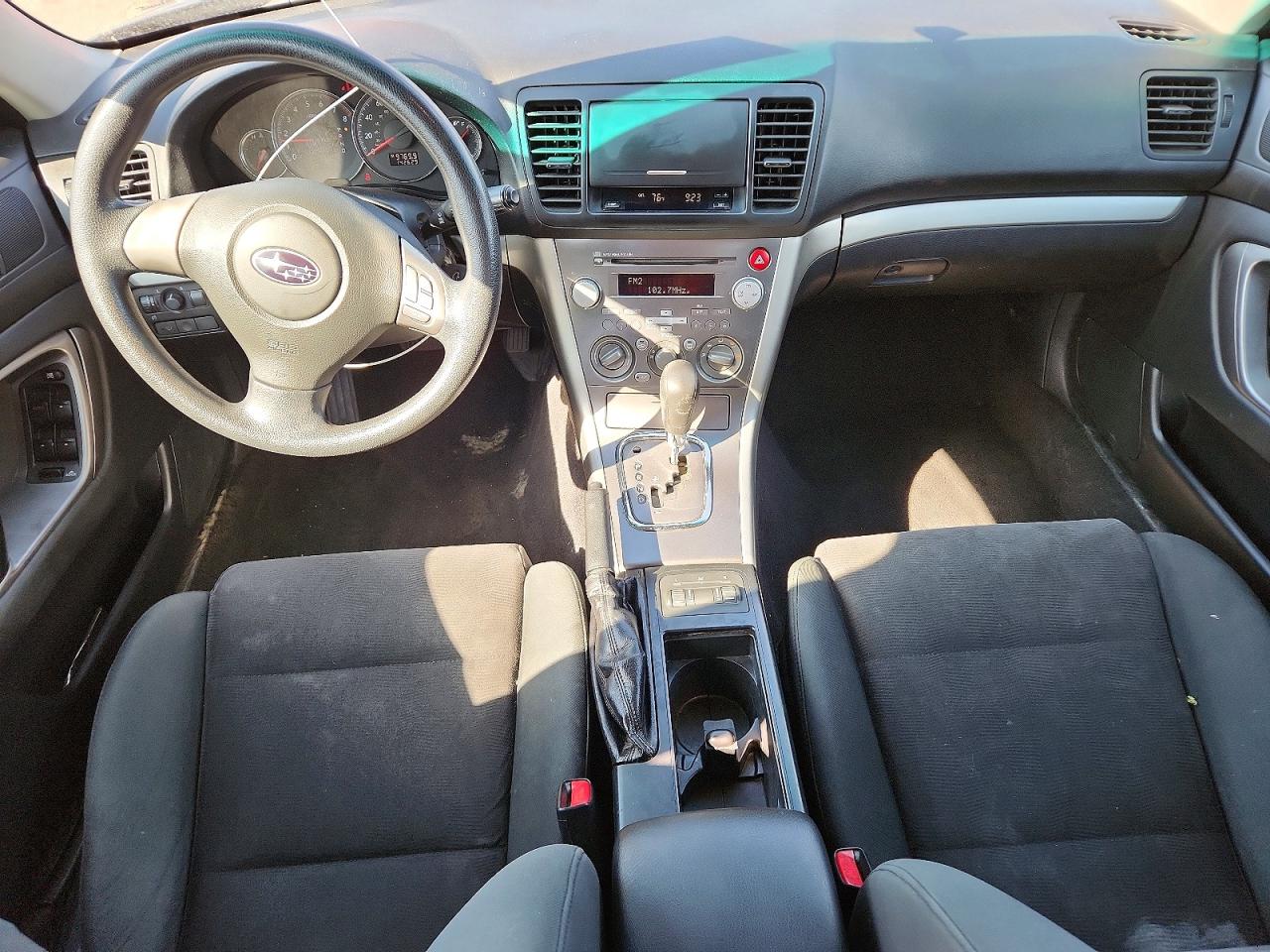 2008 Subaru Outback 2.5i Silver vin: 4S4BP61CX87342358