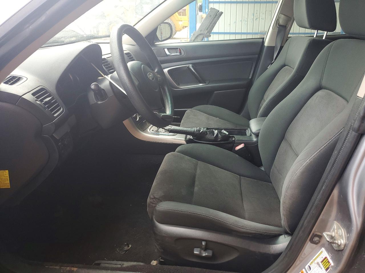 2008 Subaru Outback 2.5i Silver vin: 4S4BP61CX87342358