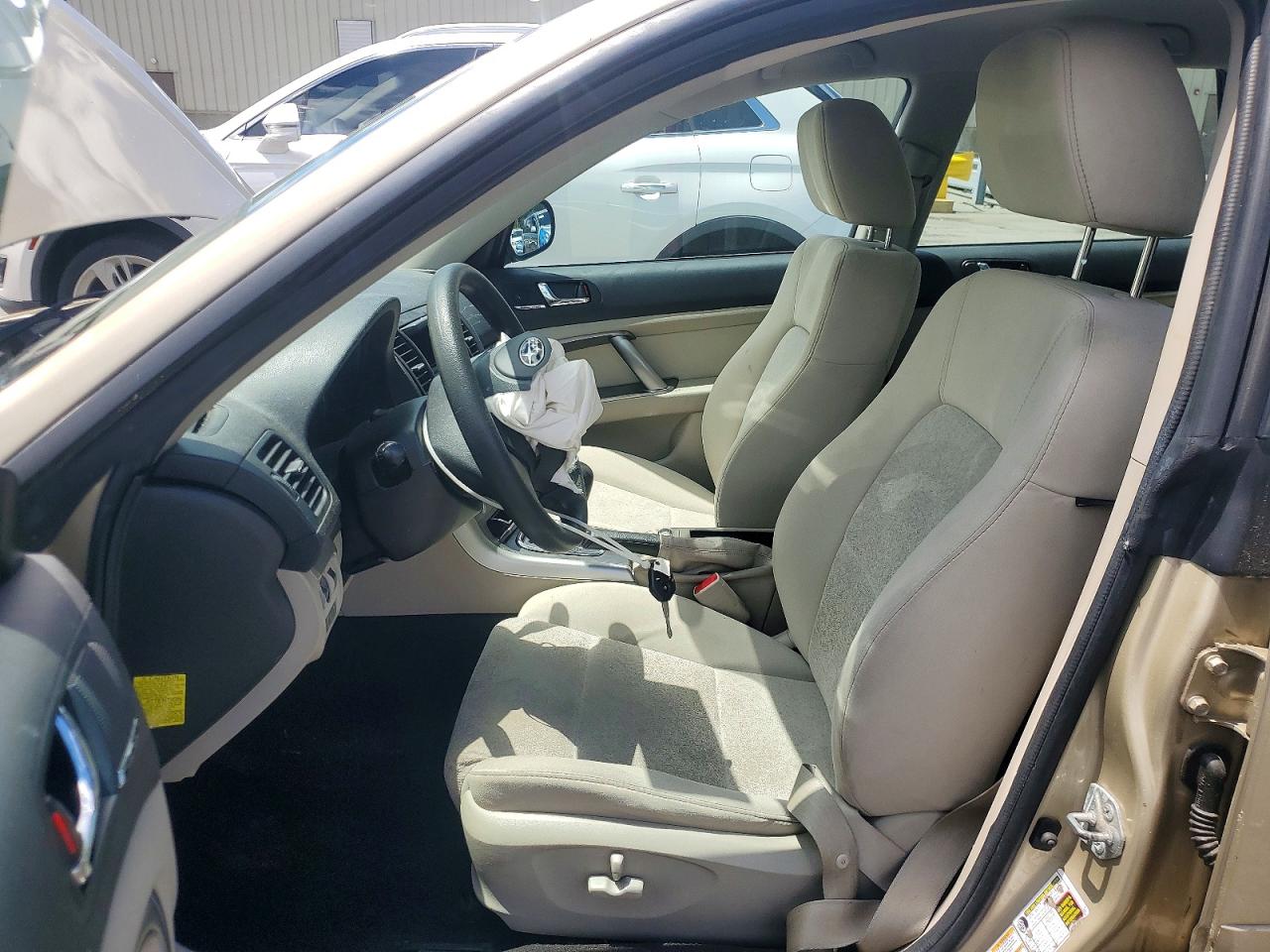 2009 Subaru Outback 2.5i Gold vin: 4S4BP61CX97331734
