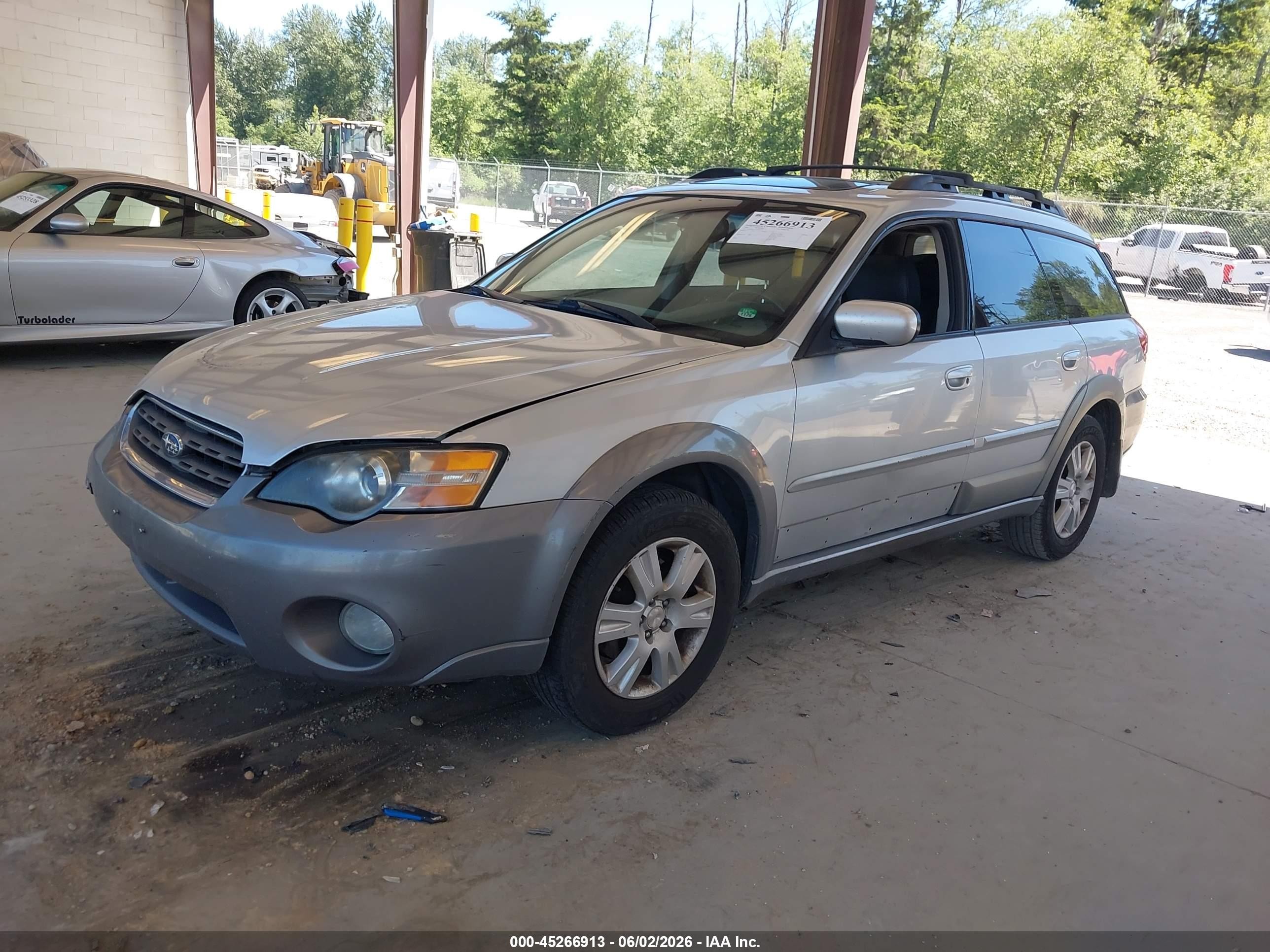 2005 Subaru Outback 2.5i Limited Silver vin: 4S4BP62C157328133