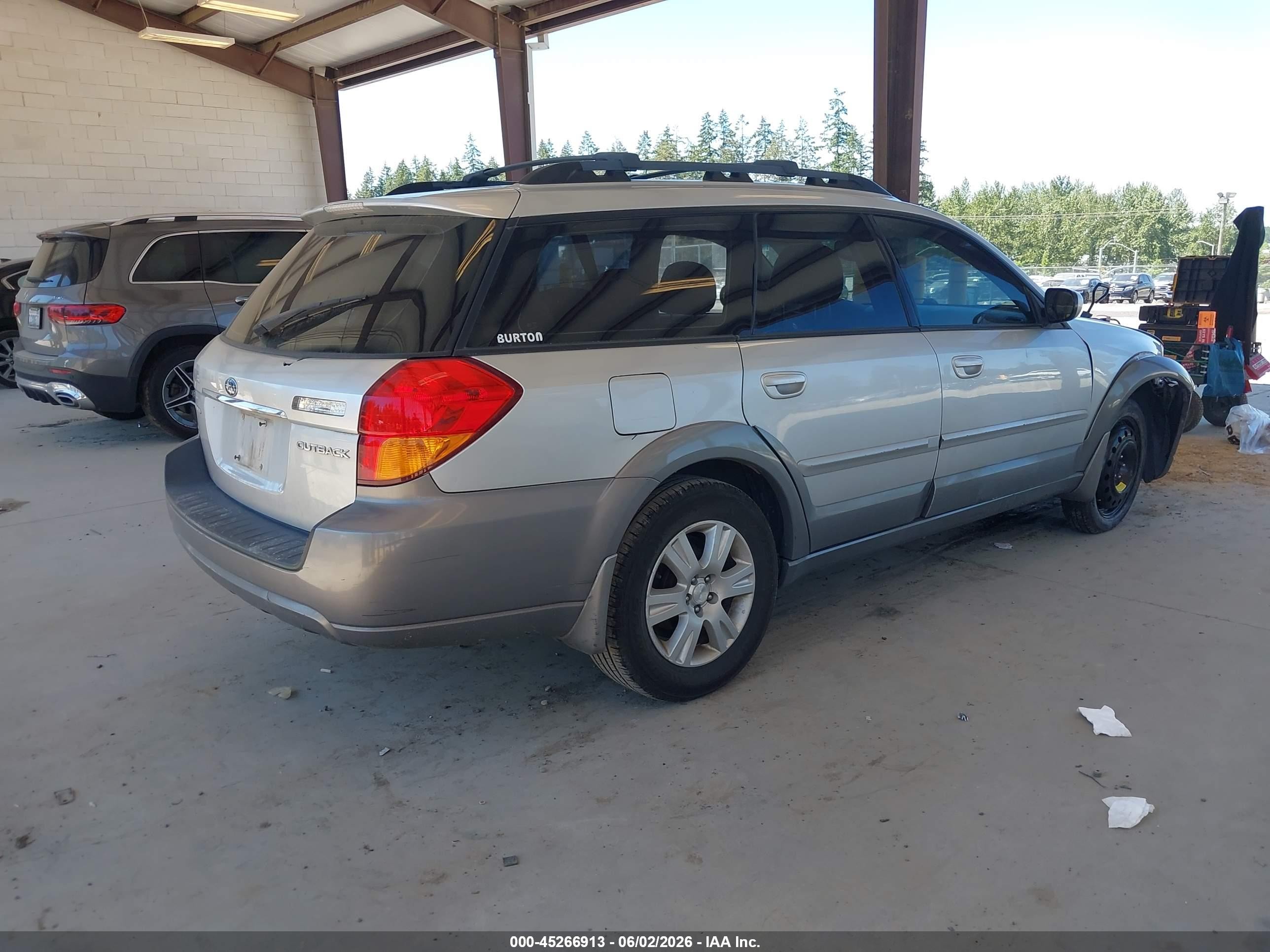 2005 Subaru Outback 2.5i Limited Silver vin: 4S4BP62C157328133