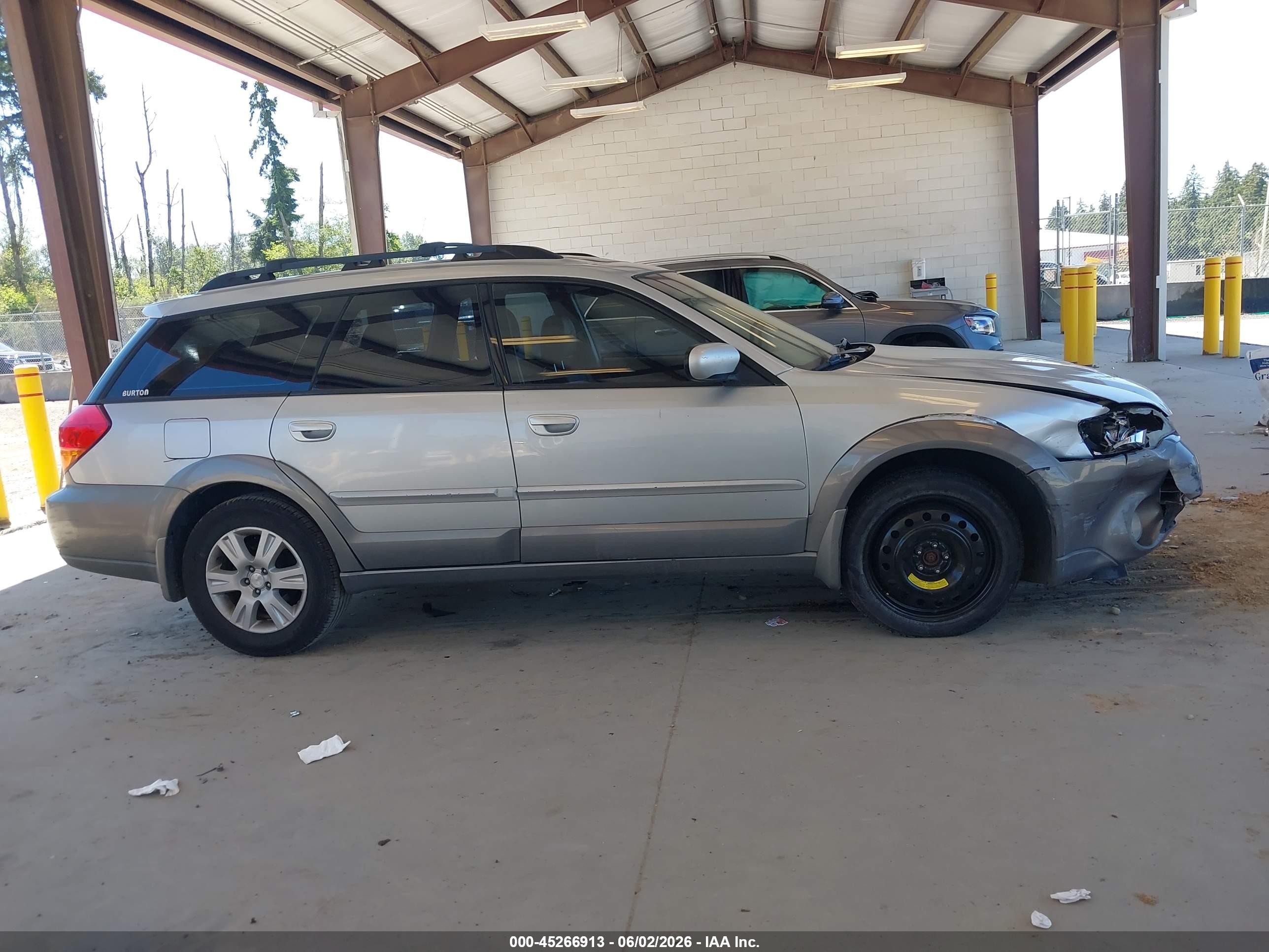 2005 Subaru Outback 2.5i Limited Silver vin: 4S4BP62C157328133