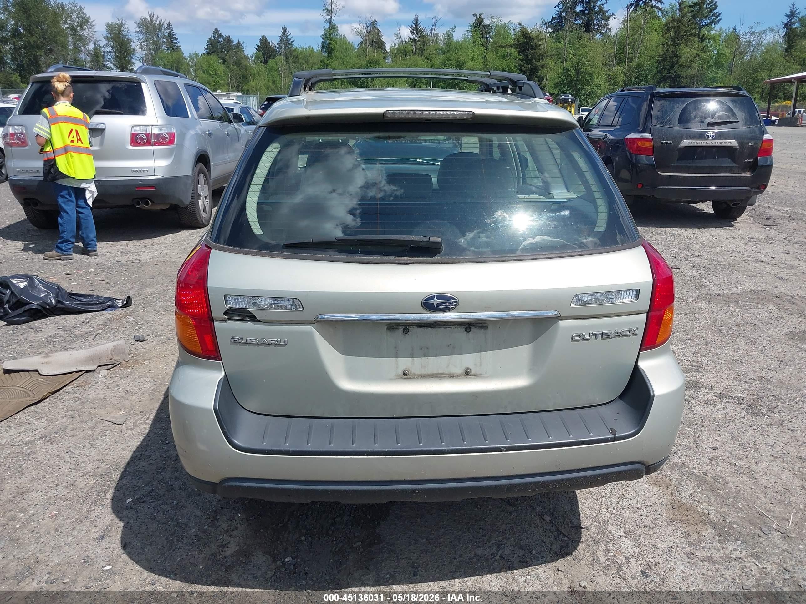 2005 Subaru Outback 2.5i Limited Gold vin: 4S4BP62C157329931