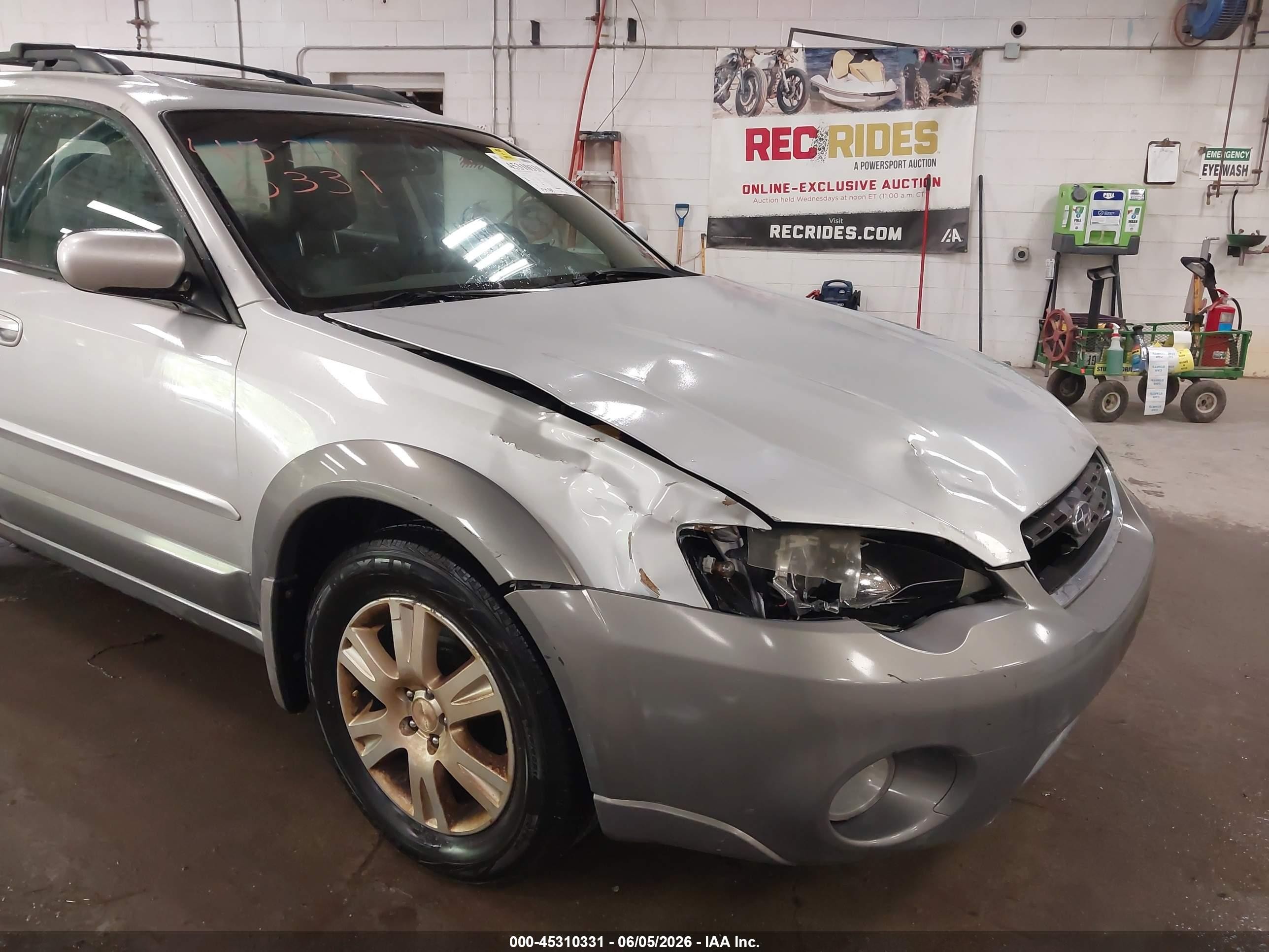 2005 Subaru Outback 2.5i Limited Silver vin: 4S4BP62C157384802