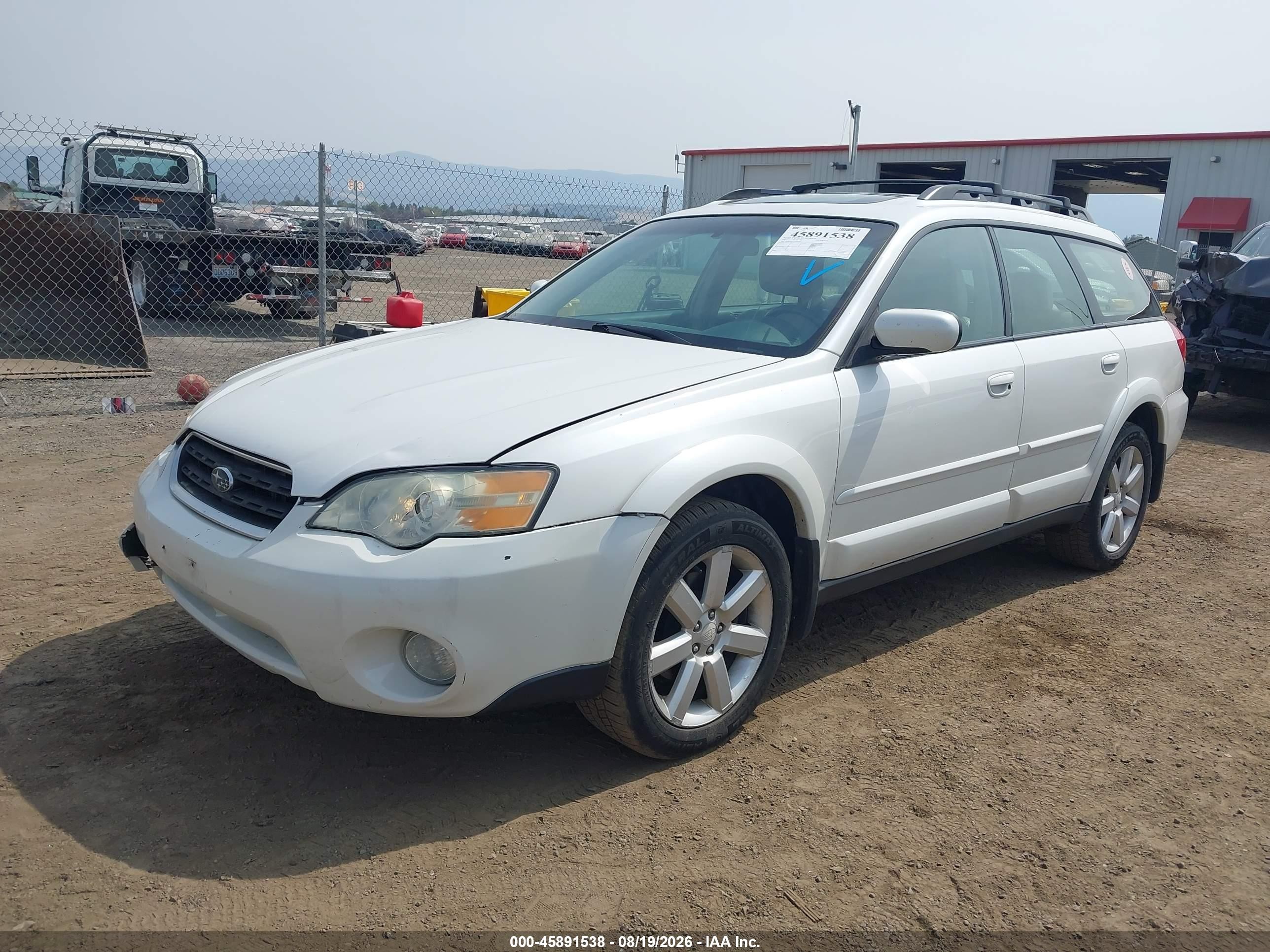2007 Subaru Outback 2.5i Limited White vin: 4S4BP62C177307432