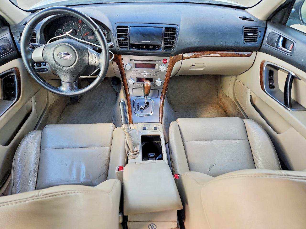 2008 Subaru Outback 2.5i Limited White vin: 4S4BP62C187346698