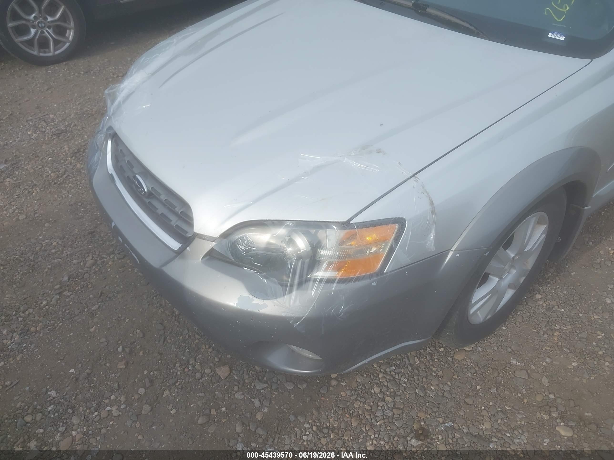 2005 Subaru Outback 2.5i Limited Gray vin: 4S4BP62C257307646