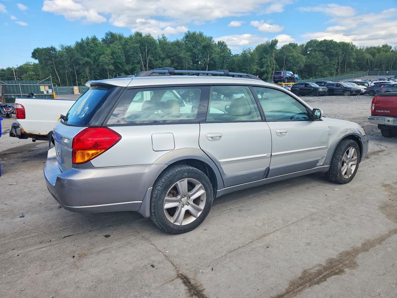 2007 Subaru Outback Outback 2.5i Limited Silver vin: 4S4BP62C377335362