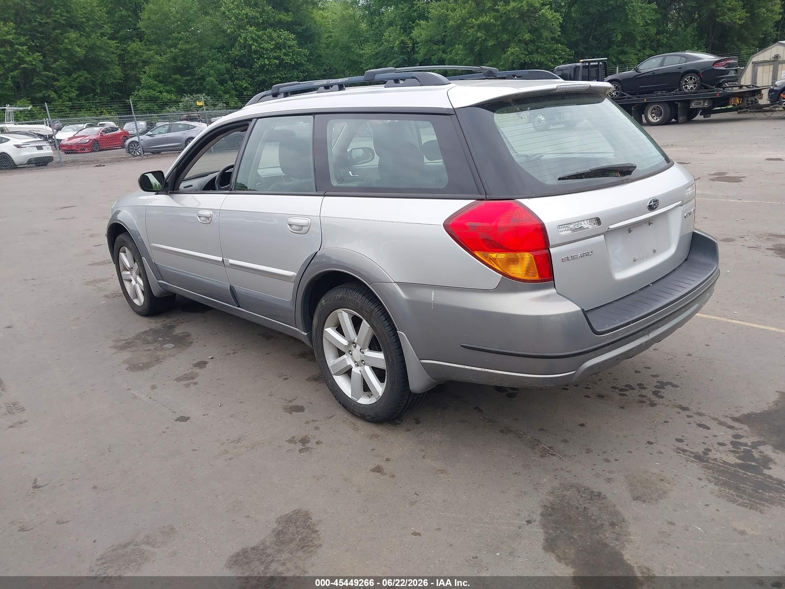 2007 Subaru Legacy 2.5i Limited/2.5i Limited L.l. Bean Edition Silver vin: 4S4BP62C377341713