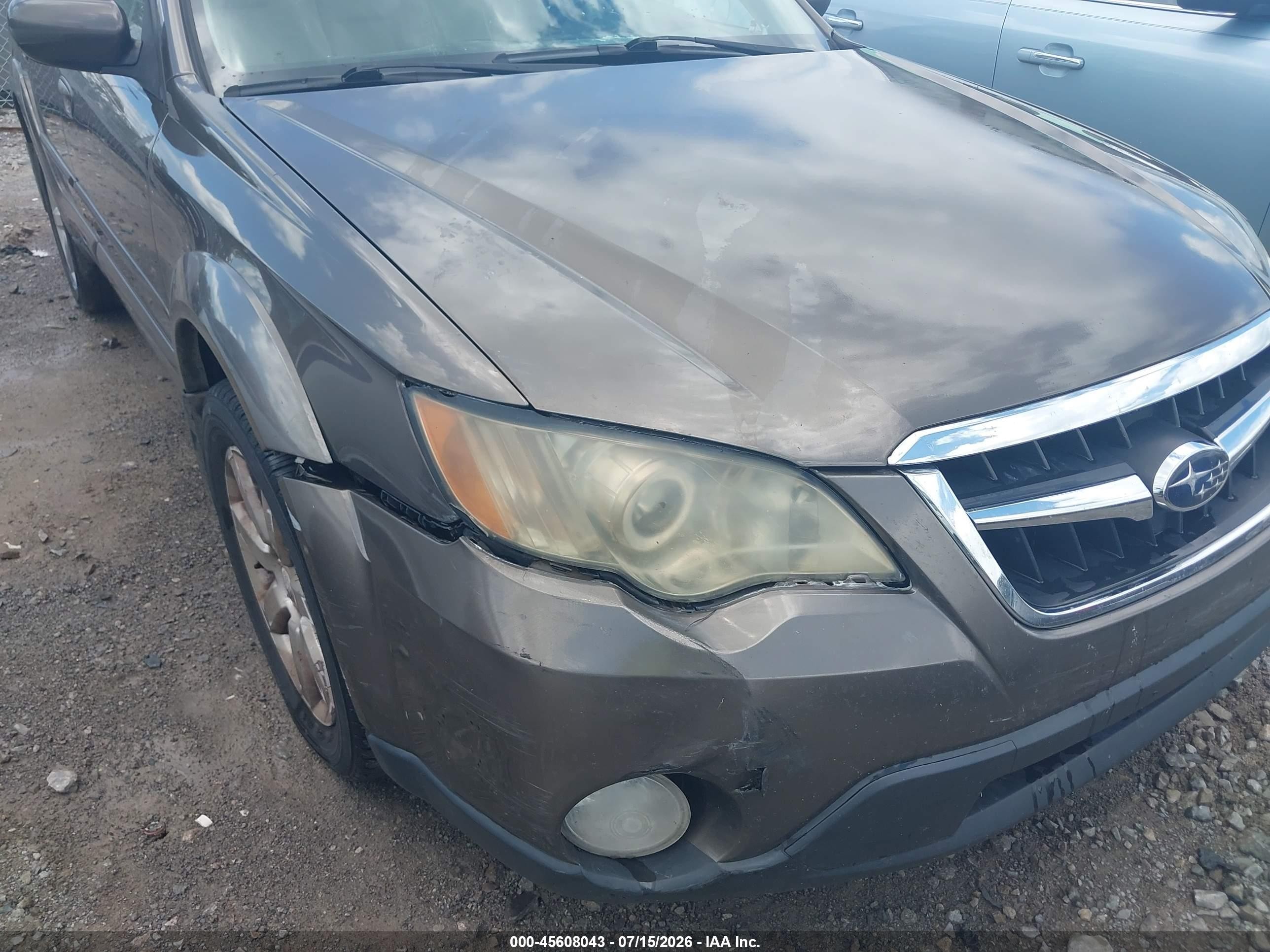 2008 Subaru Outback (natl)   Brown vin: 4S4BP62C587327782