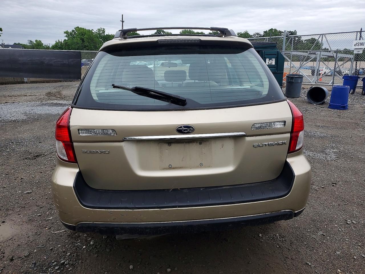 2008 Subaru Outback 2.5i Limited Gold vin: 4S4BP62C587362368