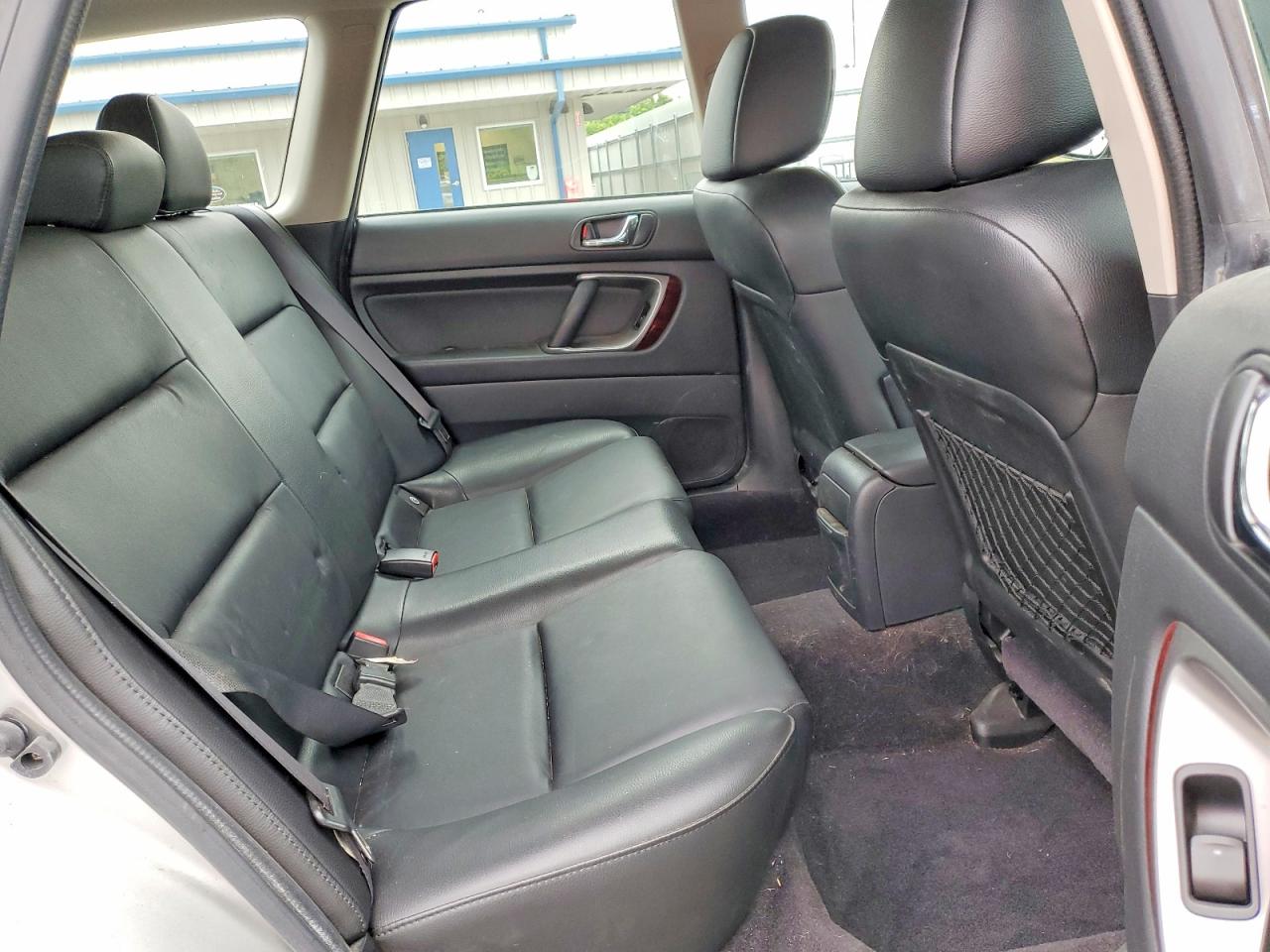 2007 Subaru Outback Outback 2.5i Limited Silver vin: 4S4BP62C677302212