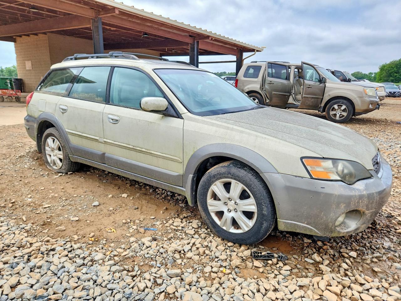 2005 Subaru Legacy Outback 2.5i Limited Beige vin: 4S4BP62C757327228