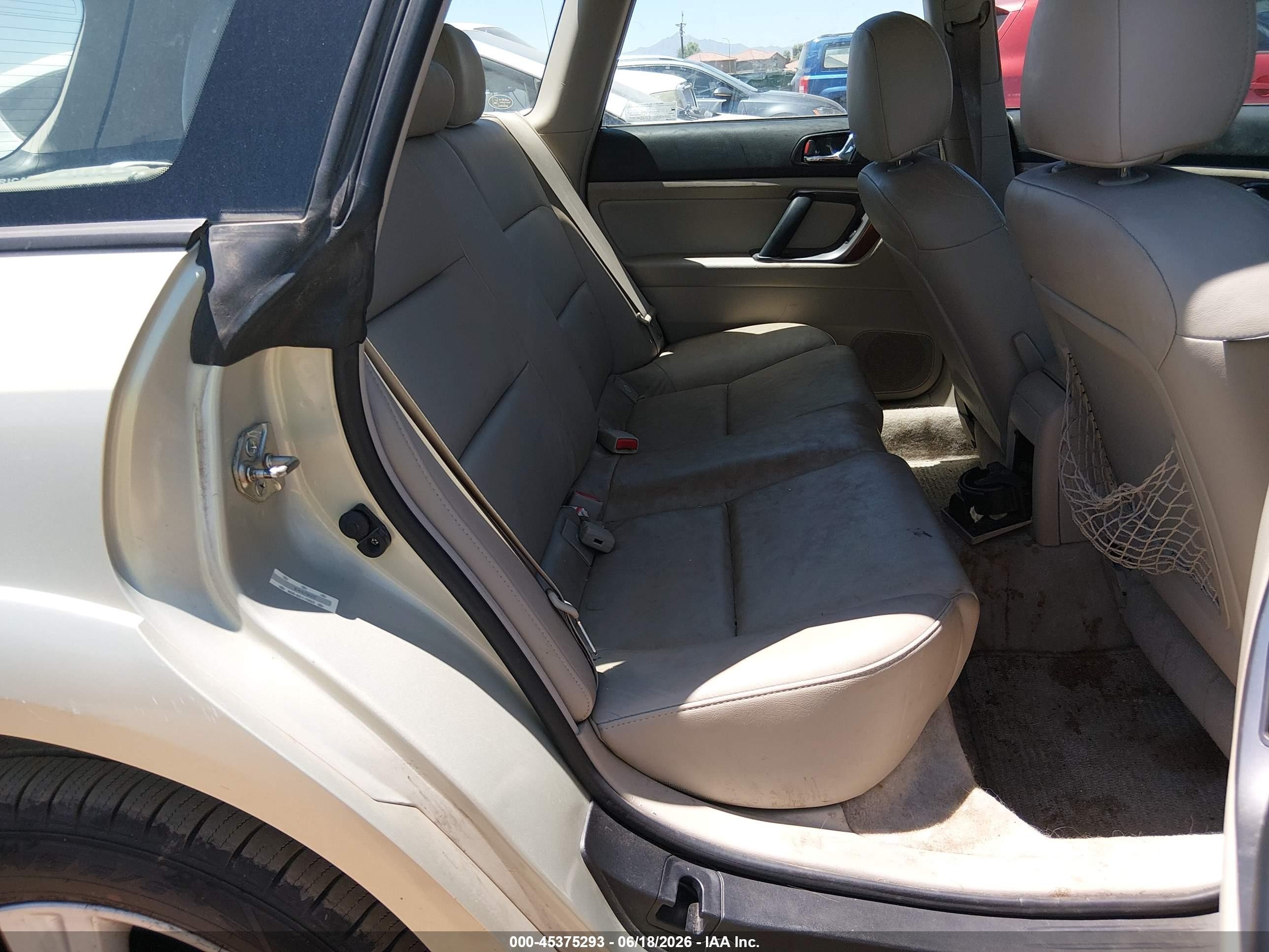 2005 Subaru Outback 2.5i Limited Gold vin: 4S4BP62C757377840