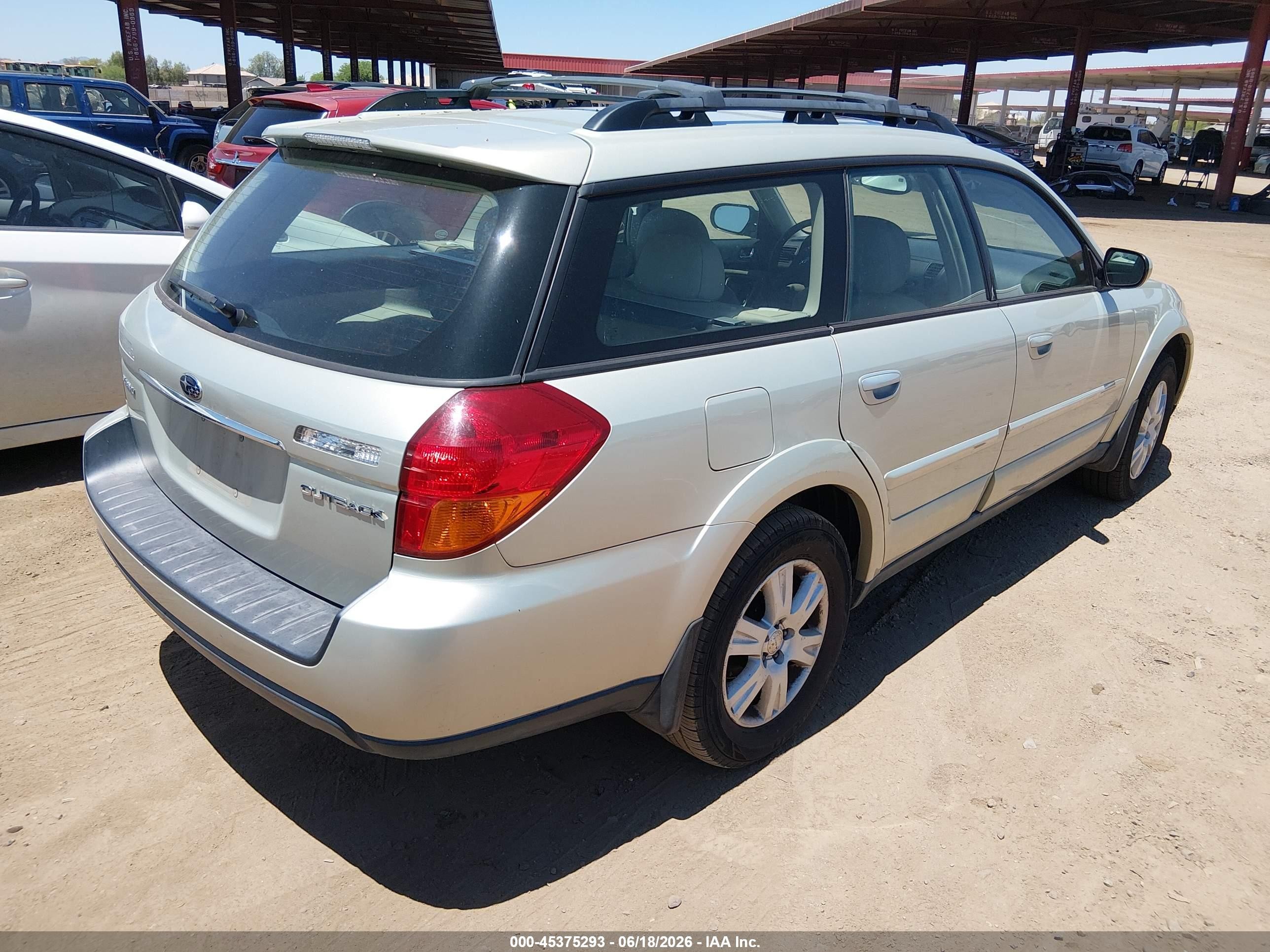 2005 Subaru Outback 2.5i Limited Gold vin: 4S4BP62C757377840