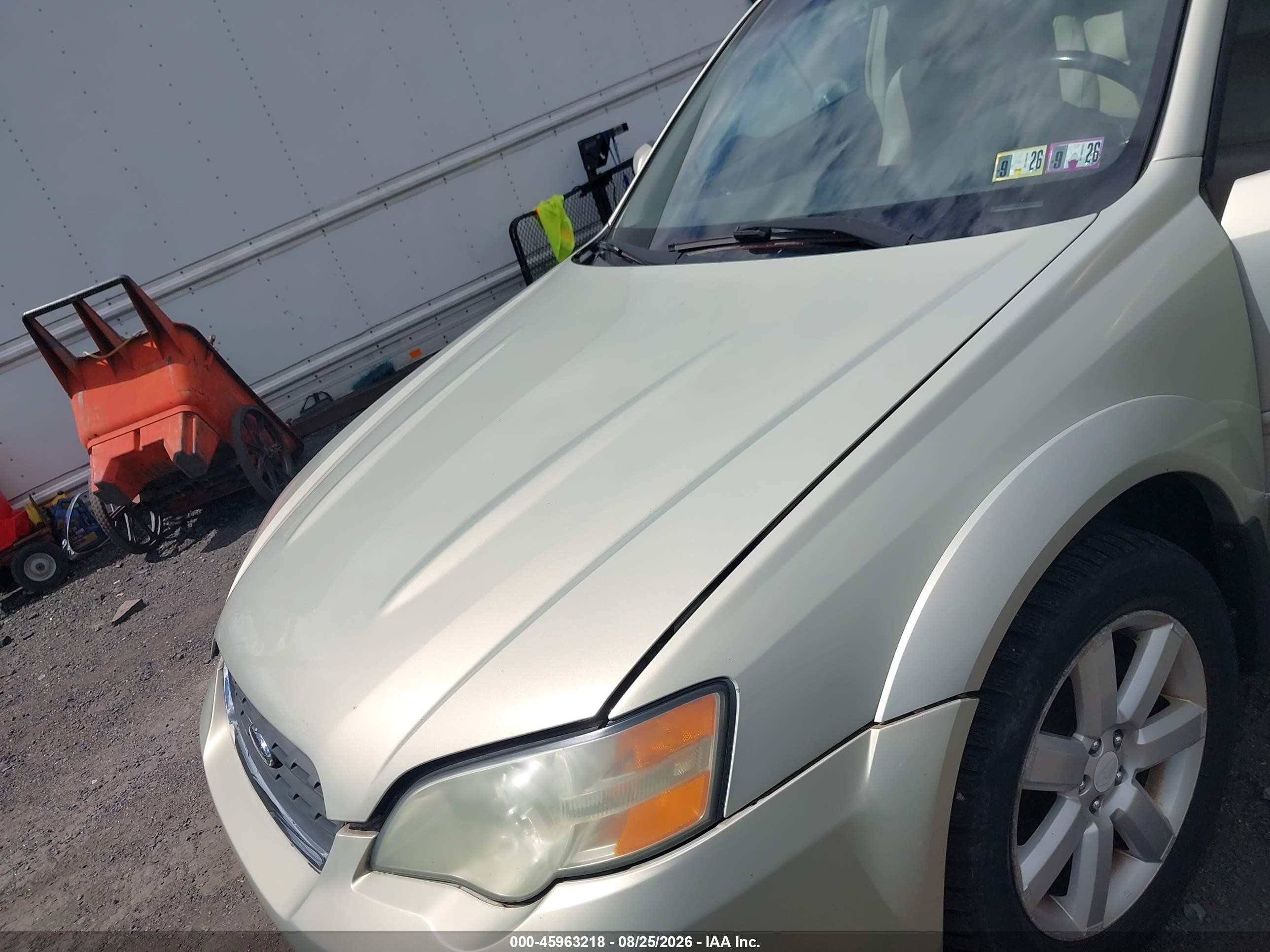 2006 Subaru Outback 2.5i Limited Cream vin: 4S4BP62C766302157