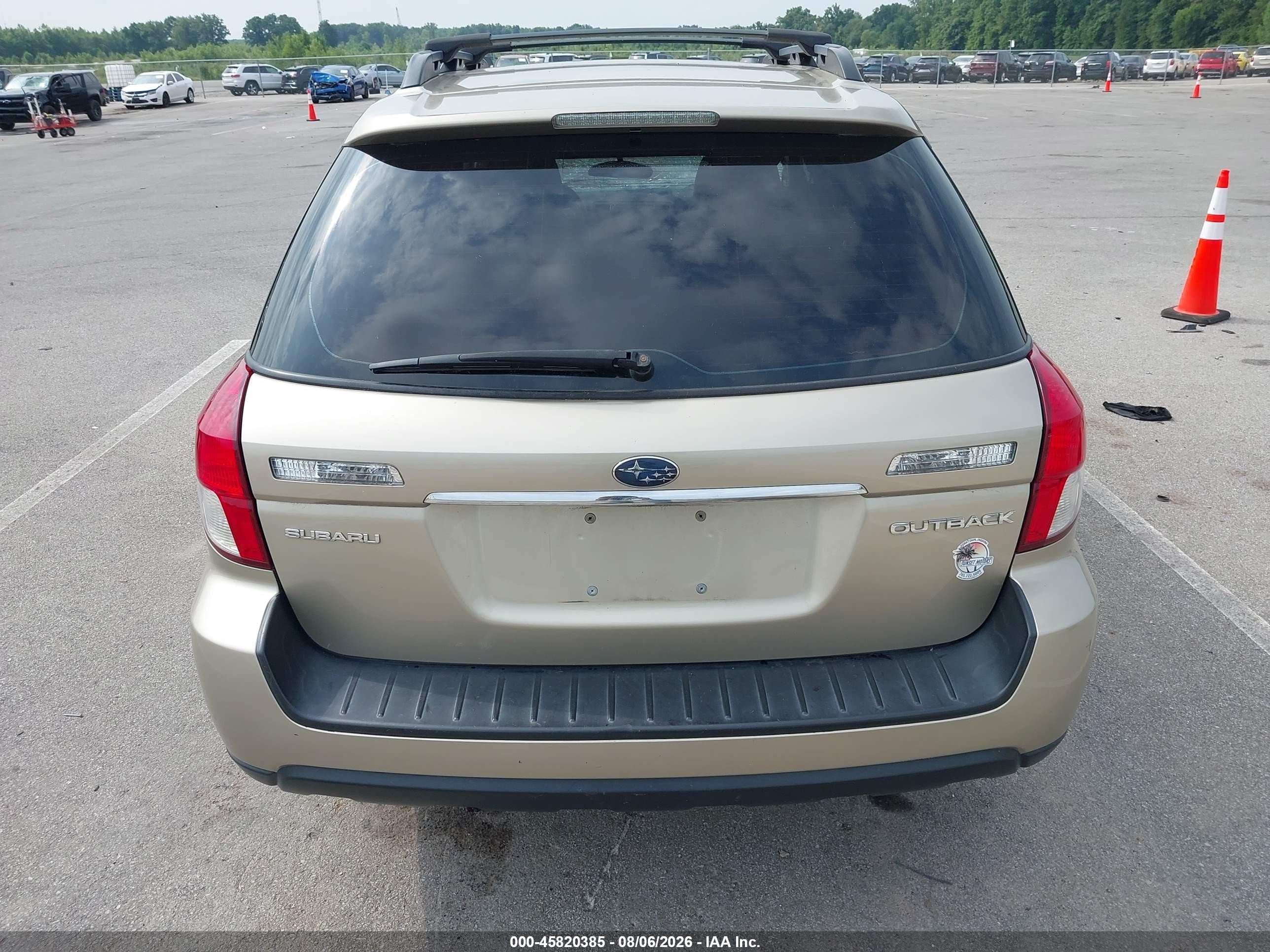 2008 Subaru Outback 2.5i Limited/2.5i Limited L.l. Bean Edition Gold vin: 4S4BP62C887331308