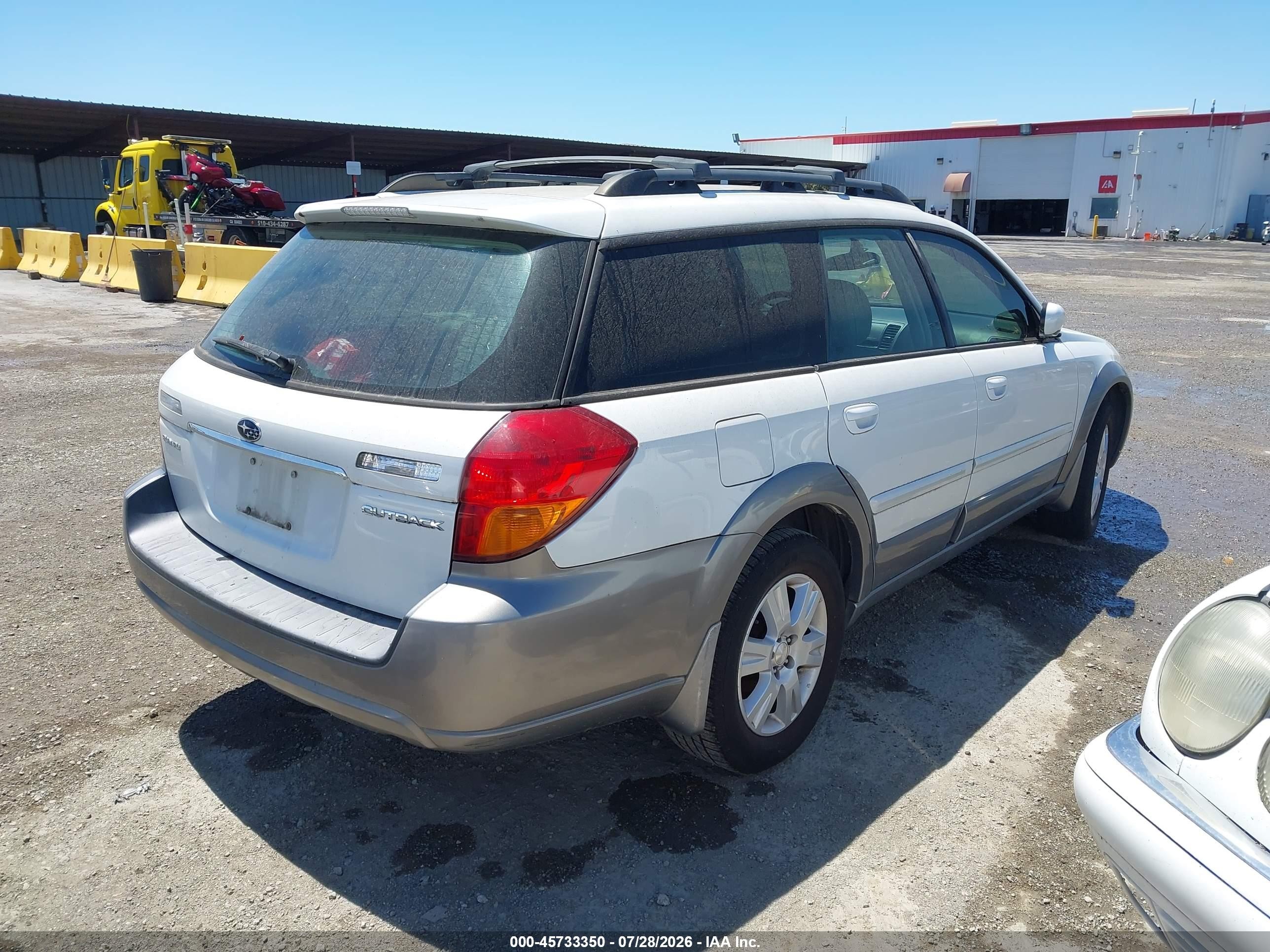 2005 Subaru Outback 2.5i Limited White vin: 4S4BP62C957306879