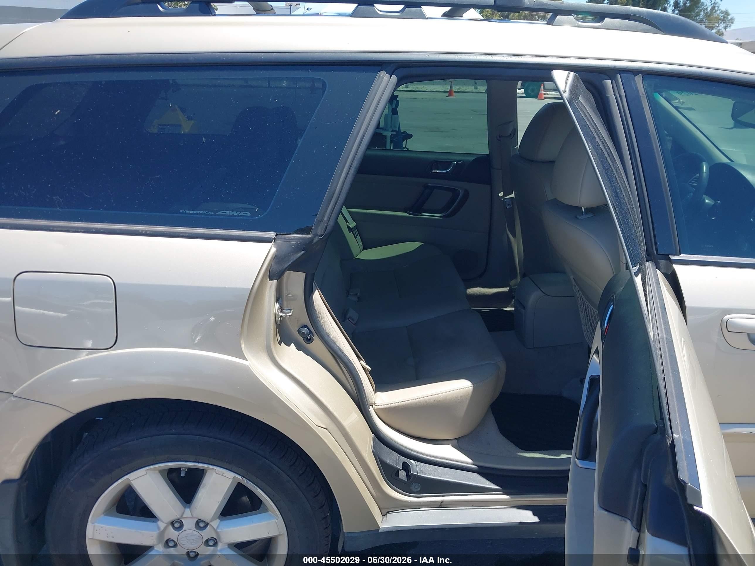 2008 Subaru Outback (natl) Ltd/ltd Ll Bean W/nav/ltd Ll Bean W/nav/vdc/ltd W/vdc Brown vin: 4S4BP62C987356265