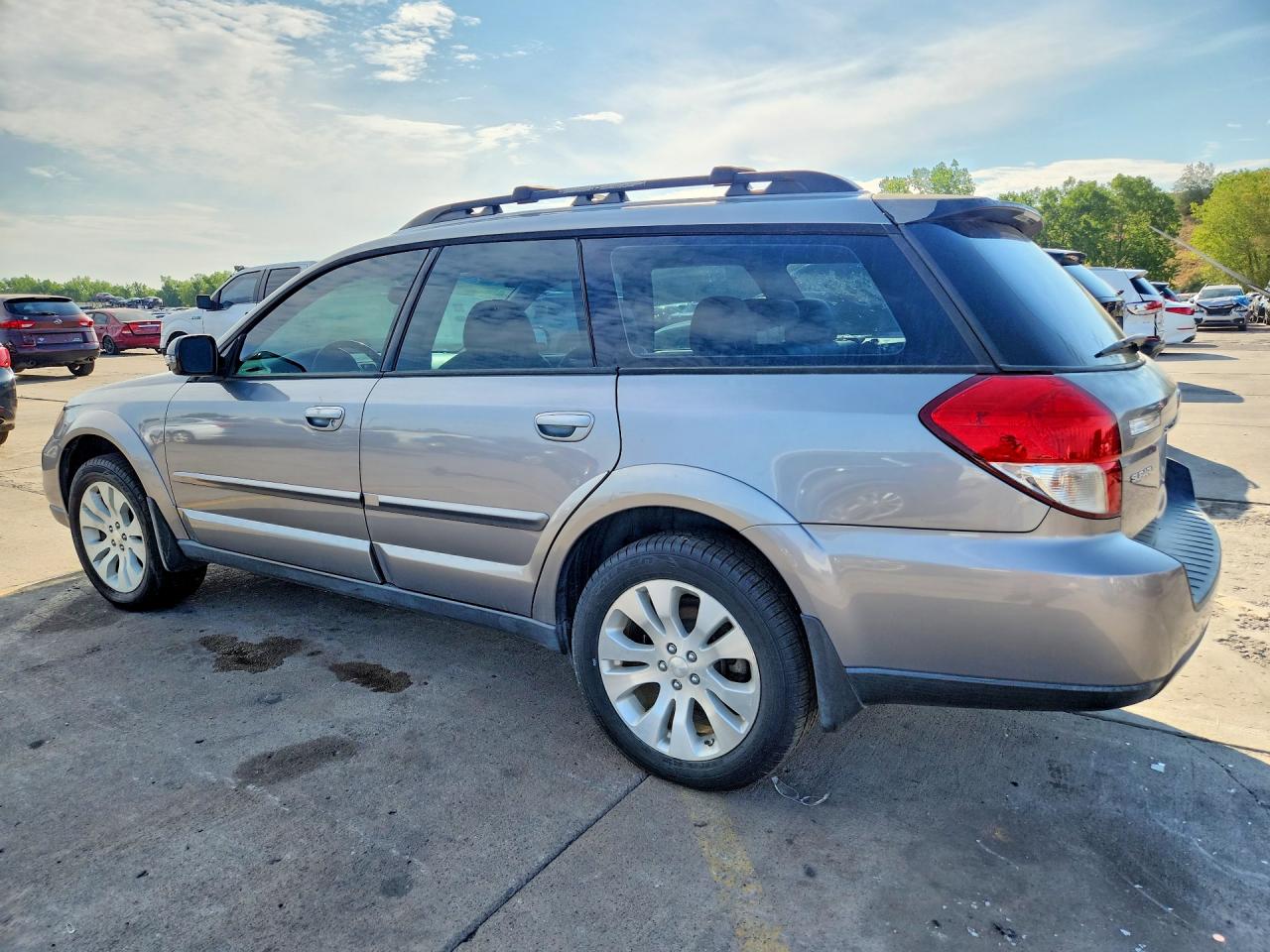 2008 Subaru Outback 2.5xt Limited Silver vin: 4S4BP63C884301323