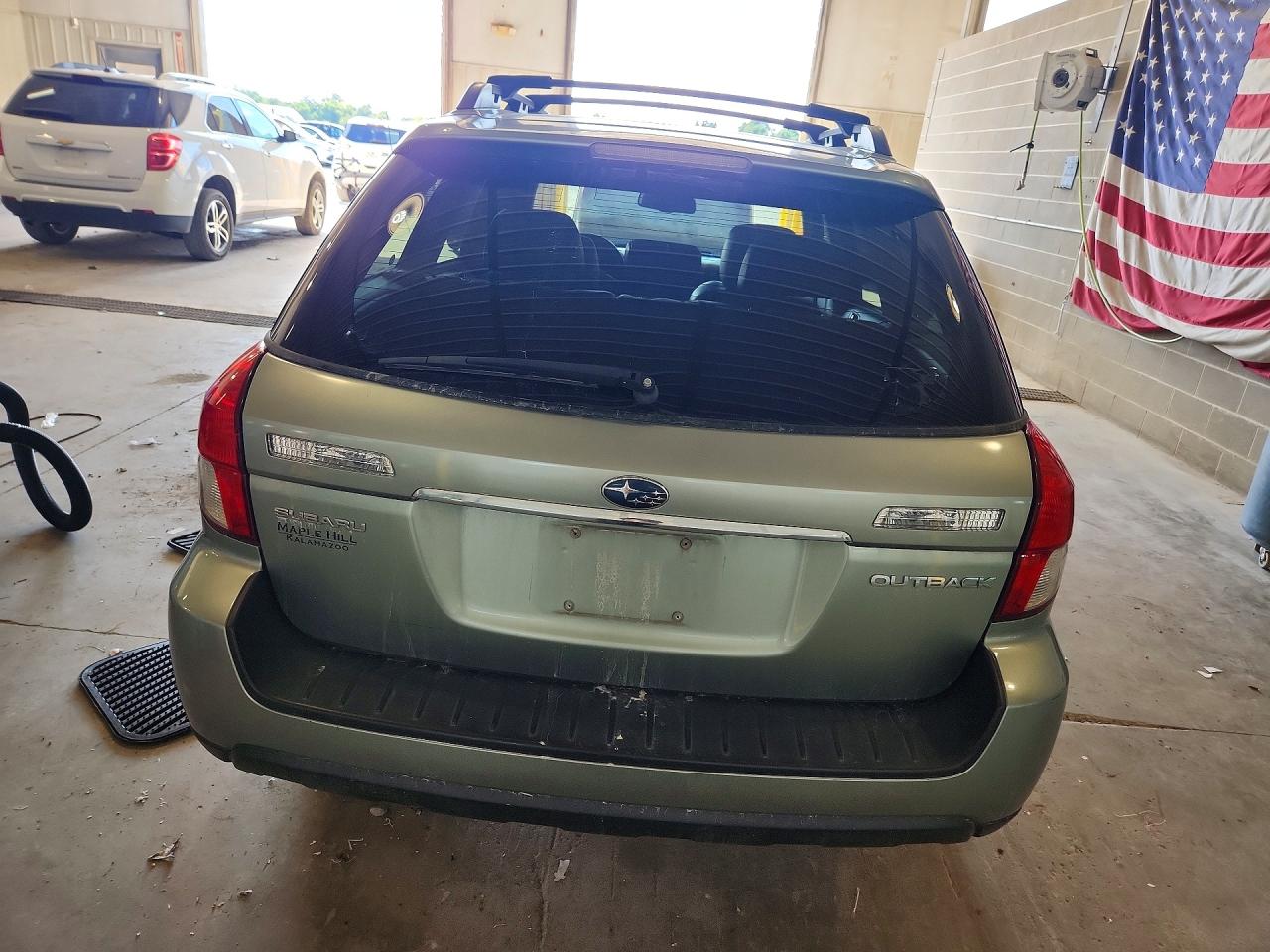 2009 Subaru Outback 2.5i Limited Green vin: 4S4BP66C097314322