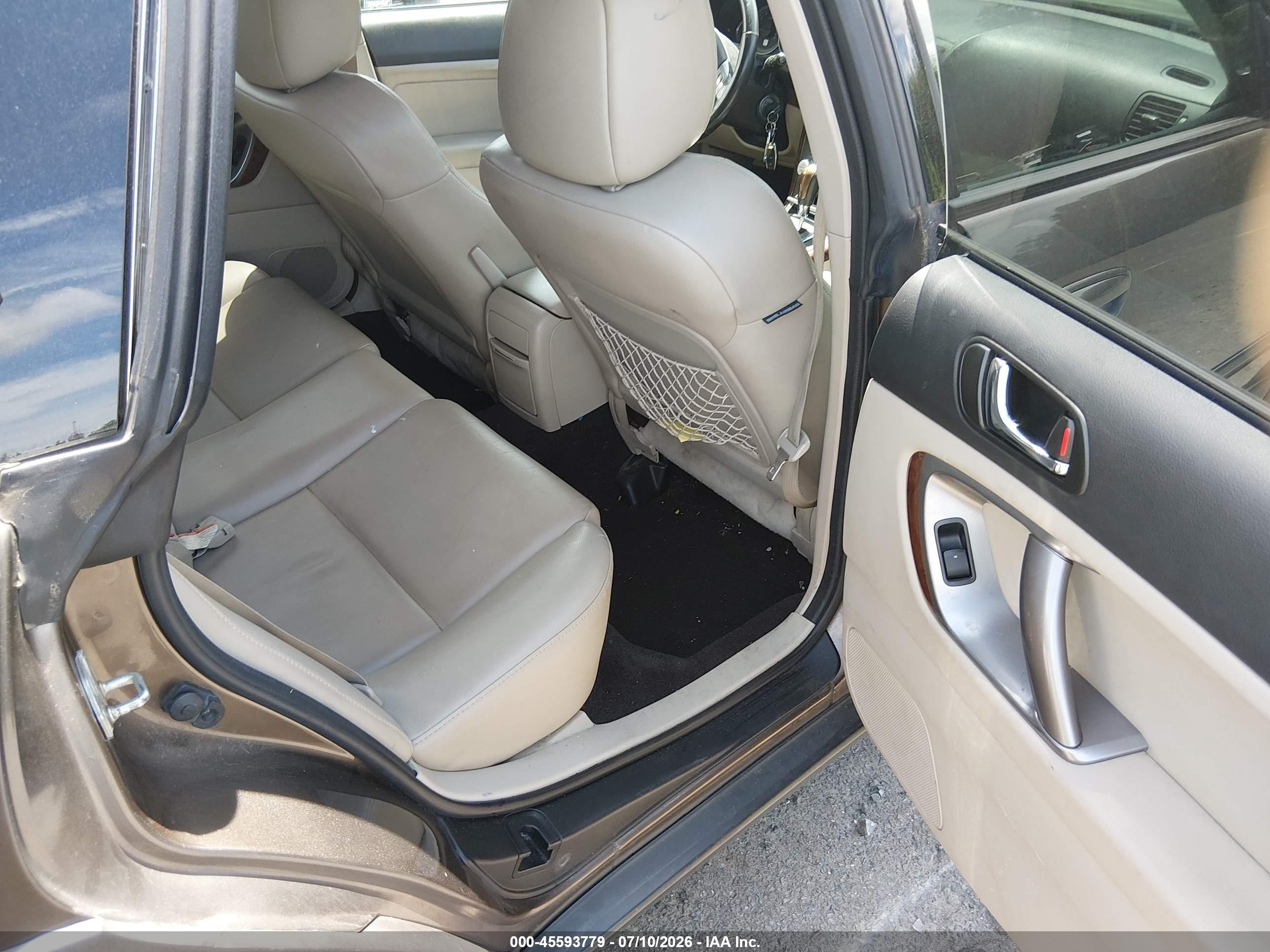 2009 Subaru Outback 2.5i Limited Brown vin: 4S4BP66C197344817