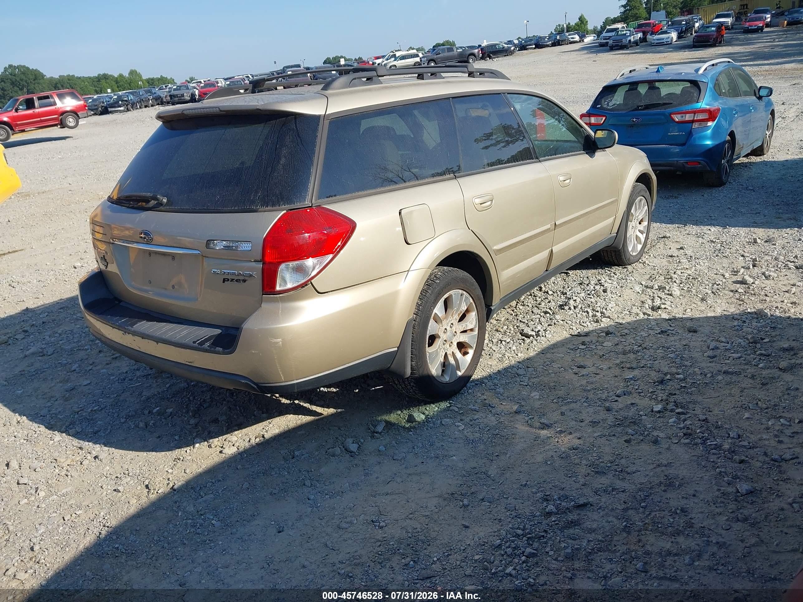 2009 Subaru Outback 2.5i Limited Золотой vin: 4S4BP66C697334428