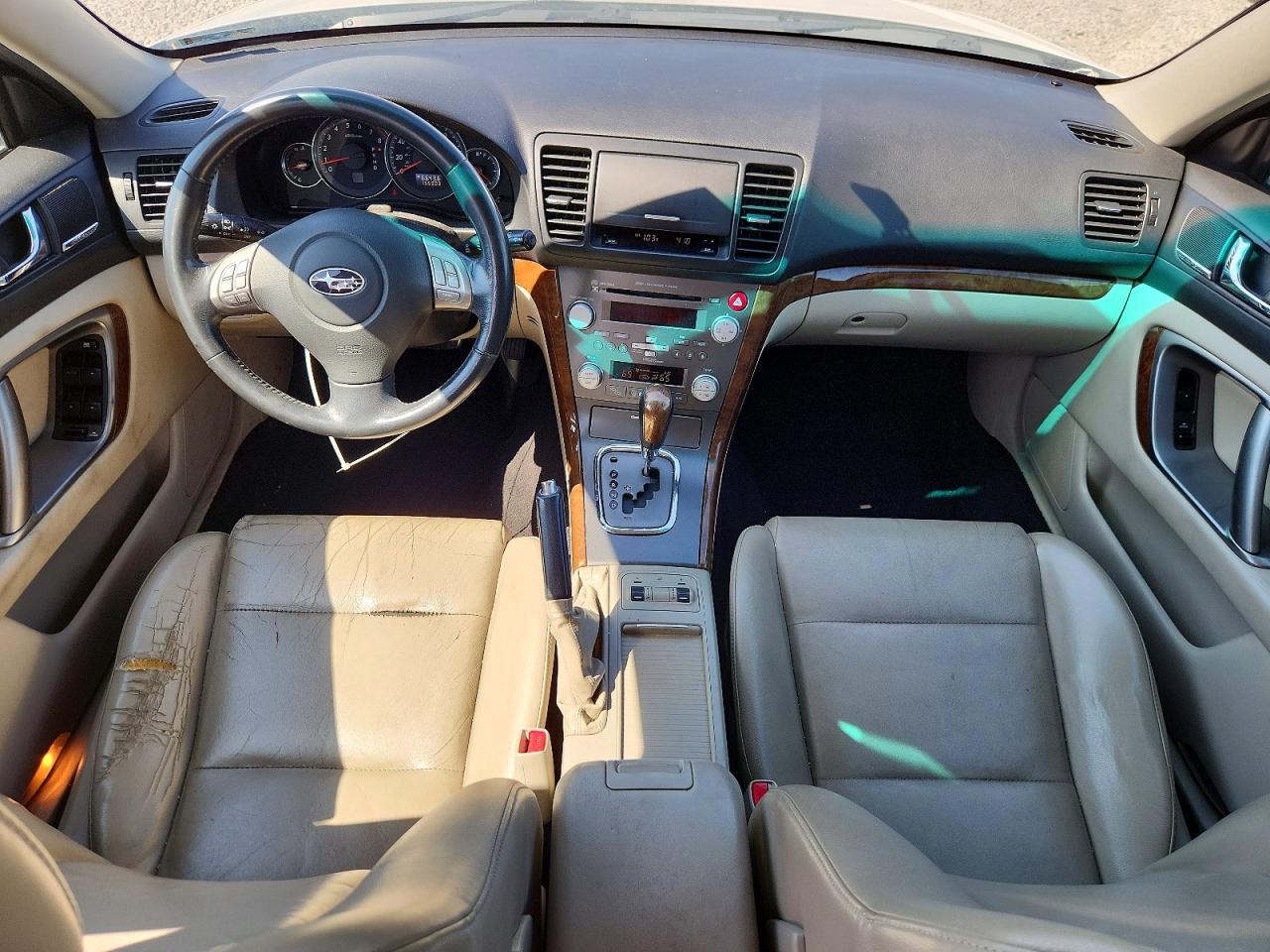 2009 Subaru Outback 2.5i Limited White vin: 4S4BP66C697343999