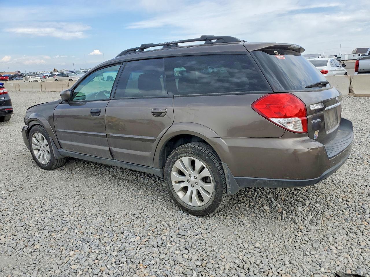 2009 Subaru Outback 2.5i Limited Brown vin: 4S4BP66C797343297