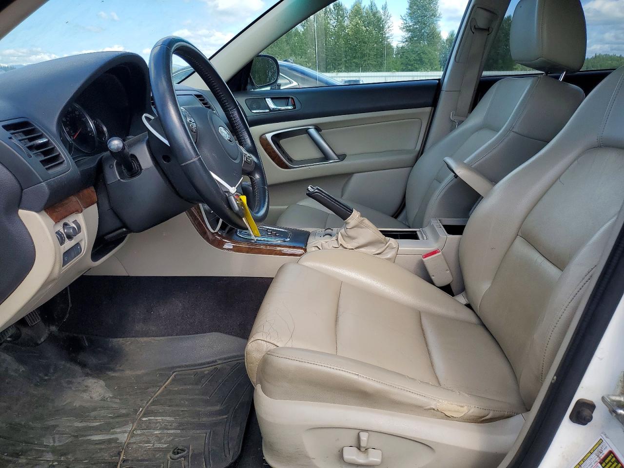2009 Subaru Outback 2.5i Limited Белый vin: 4S4BP66C997322712