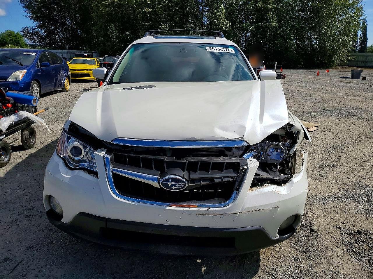 2009 Subaru Outback 2.5i Limited Белый vin: 4S4BP66C997322712