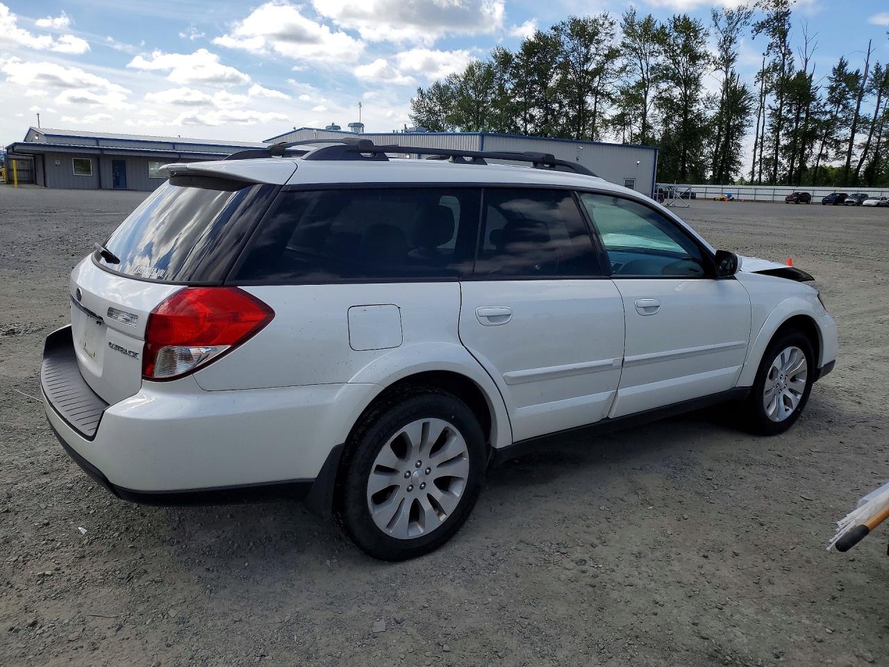 2009 Subaru Outback 2.5i Limited Белый vin: 4S4BP66C997322712