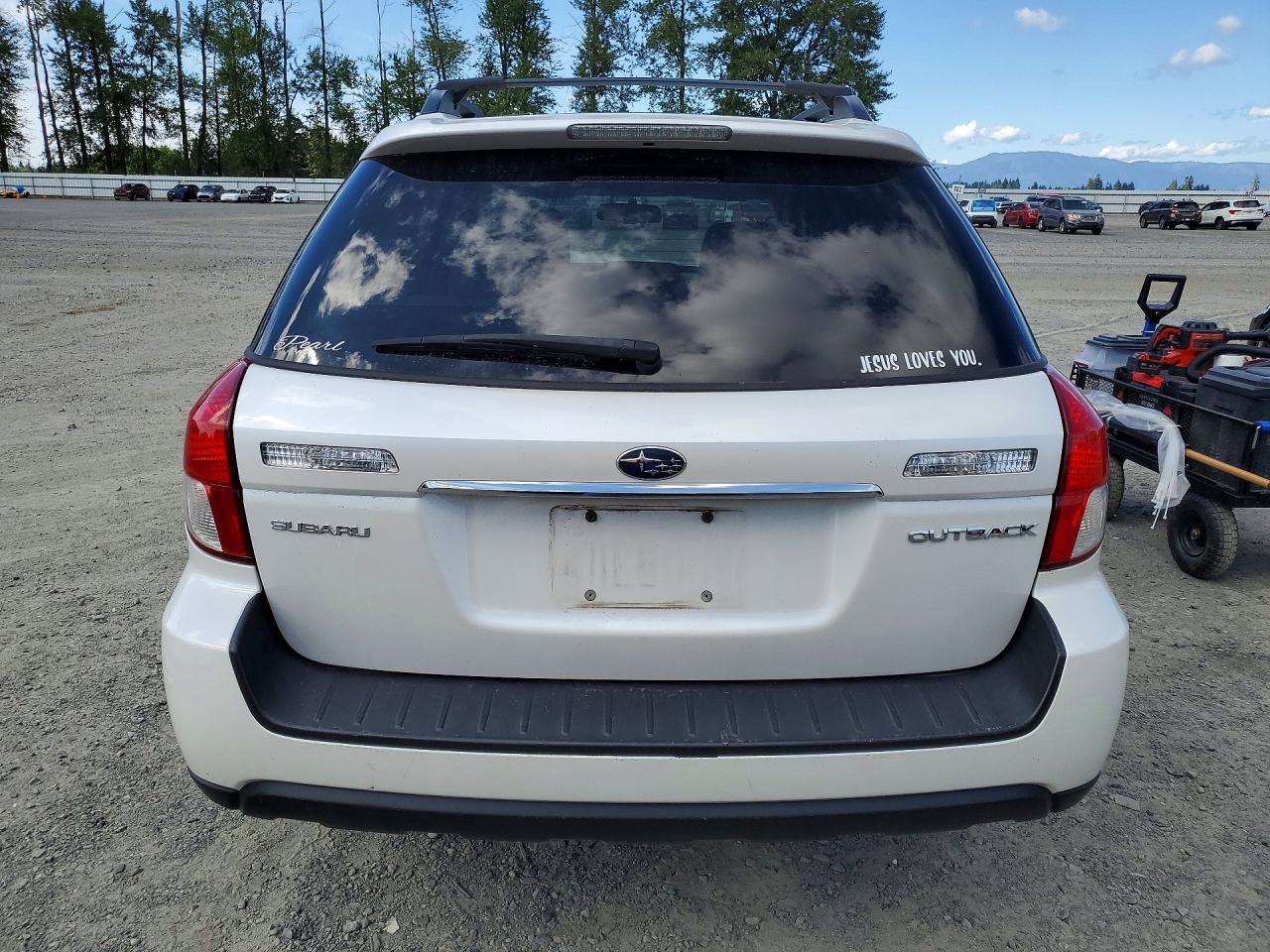 2009 Subaru Outback 2.5i Limited Белый vin: 4S4BP66C997322712