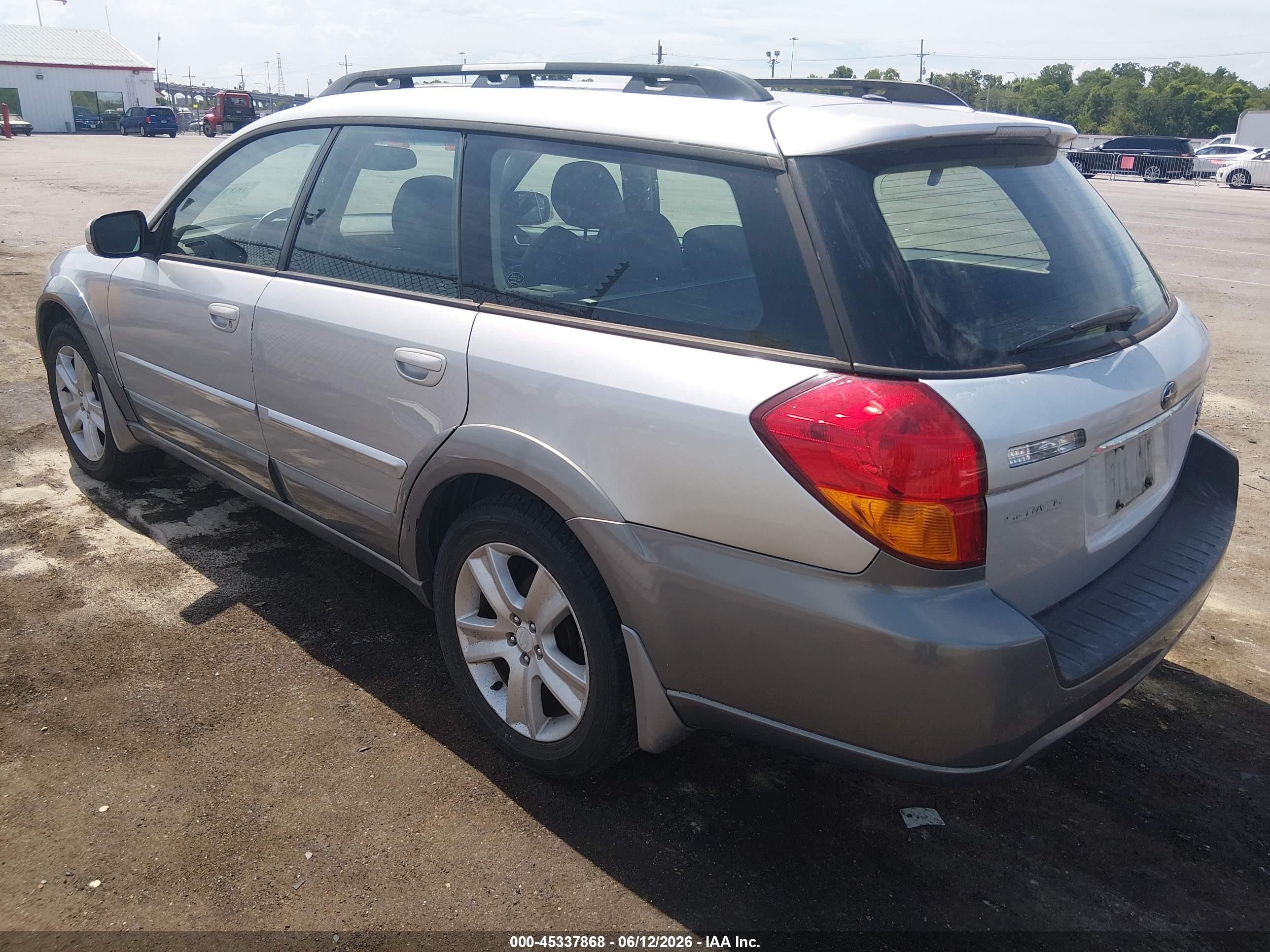 2006 Subaru Outback 2.5xt Limited Silver vin: 4S4BP67C164309545