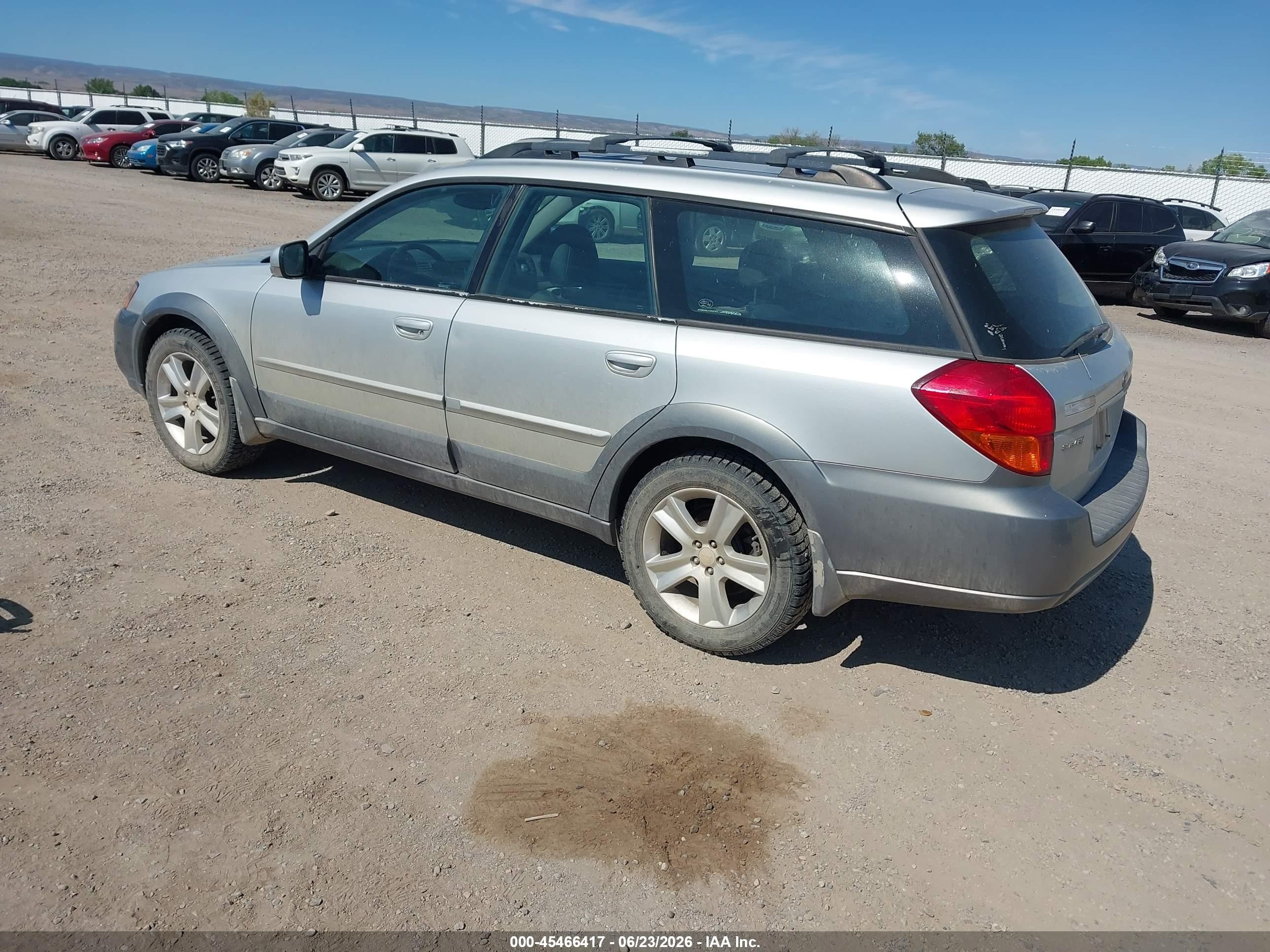 2005 Subaru Outback 2.5xt Limited Silver vin: 4S4BP67C354331061