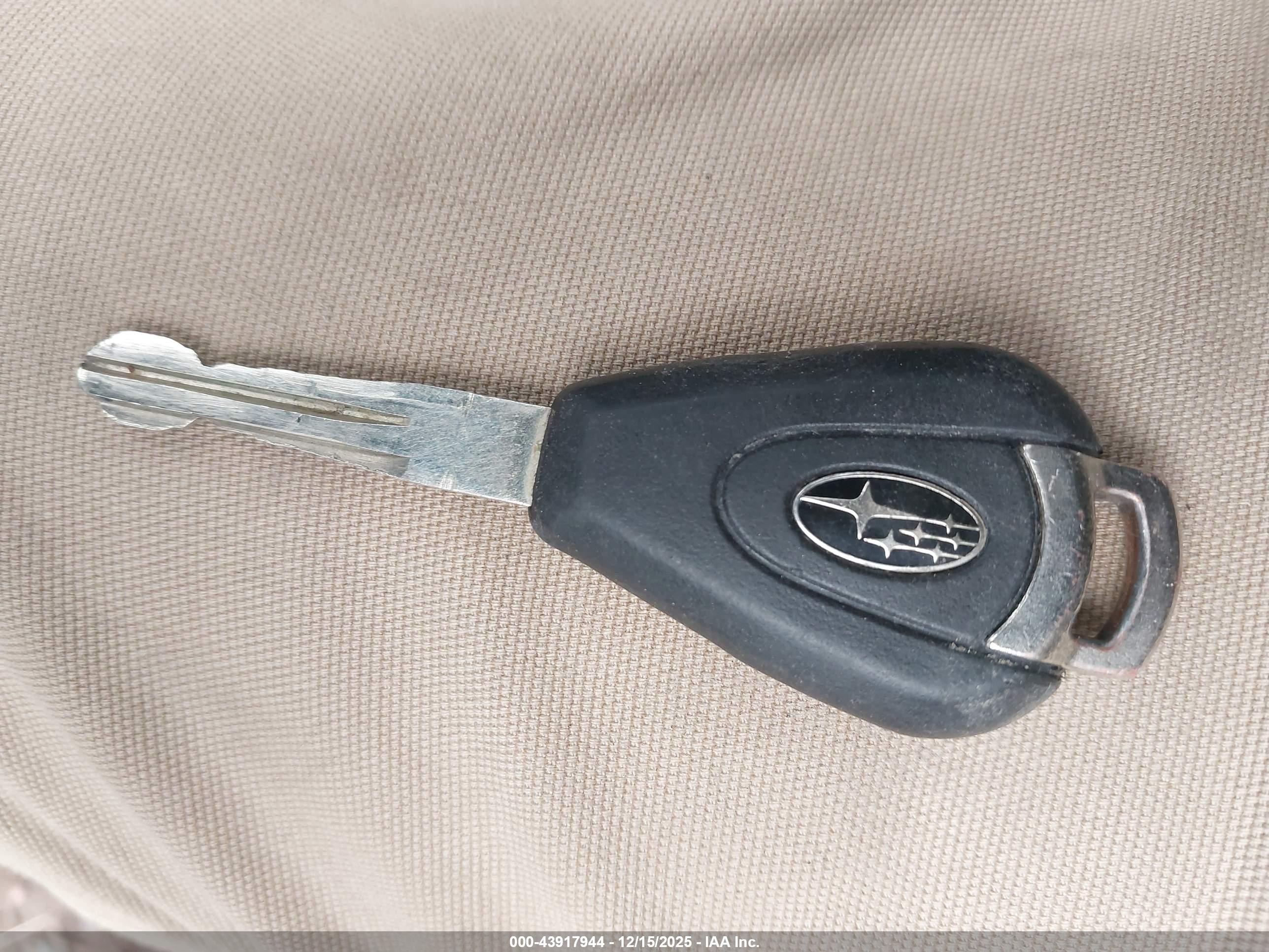 2006 Subaru Outback 2.5xt Silver vin: 4S4BP68C564322037