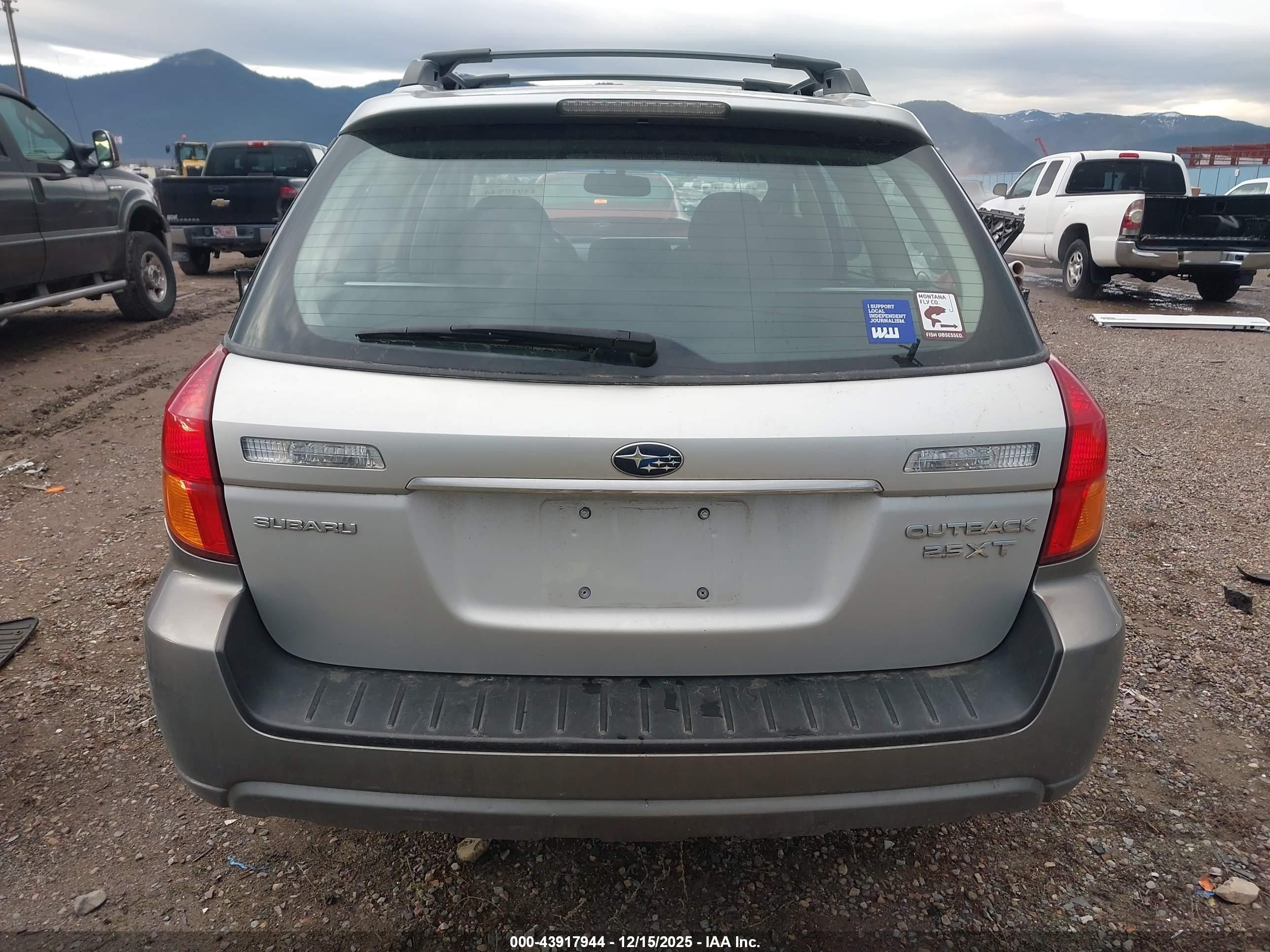 2006 Subaru Outback 2.5xt Silver vin: 4S4BP68C564322037