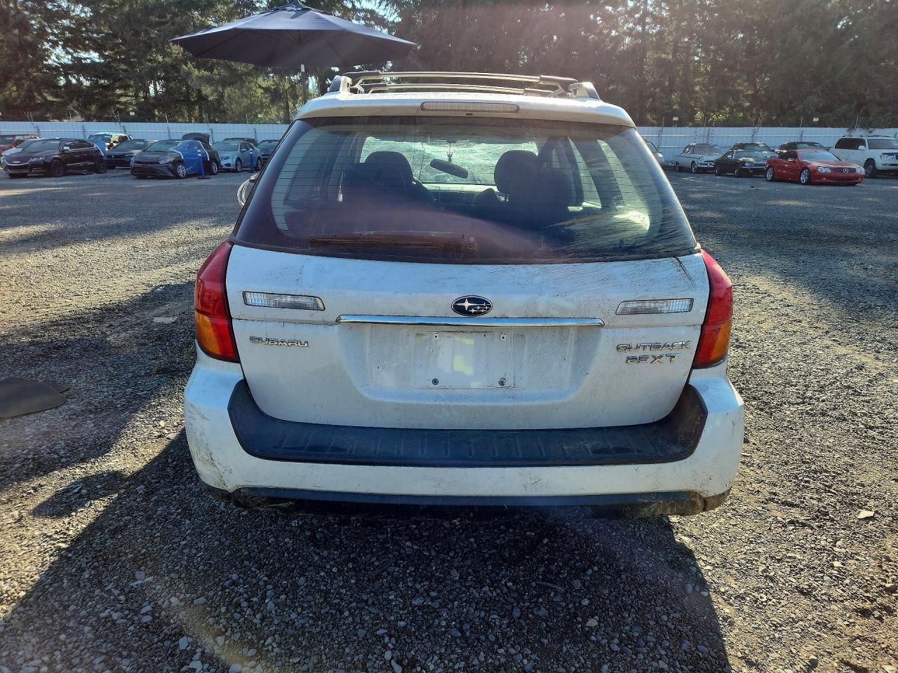 2006 Subaru Legacy Outback 2.5 Xt White vin: 4S4BP68C964326608