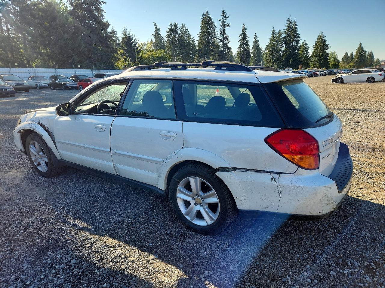 2006 Subaru Legacy Outback 2.5 Xt White vin: 4S4BP68C964326608