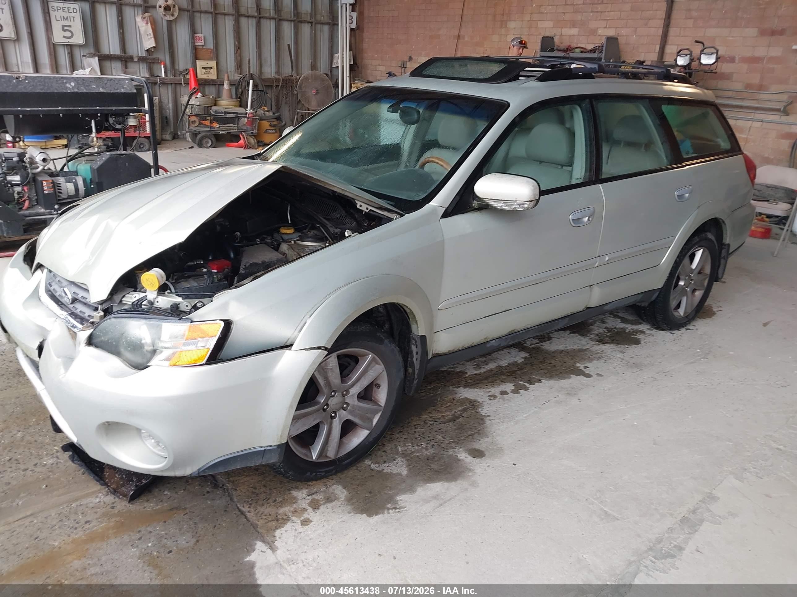 2005 Subaru Outback 3.0r L.l. Bean Edition Gold vin: 4S4BP86C054322282