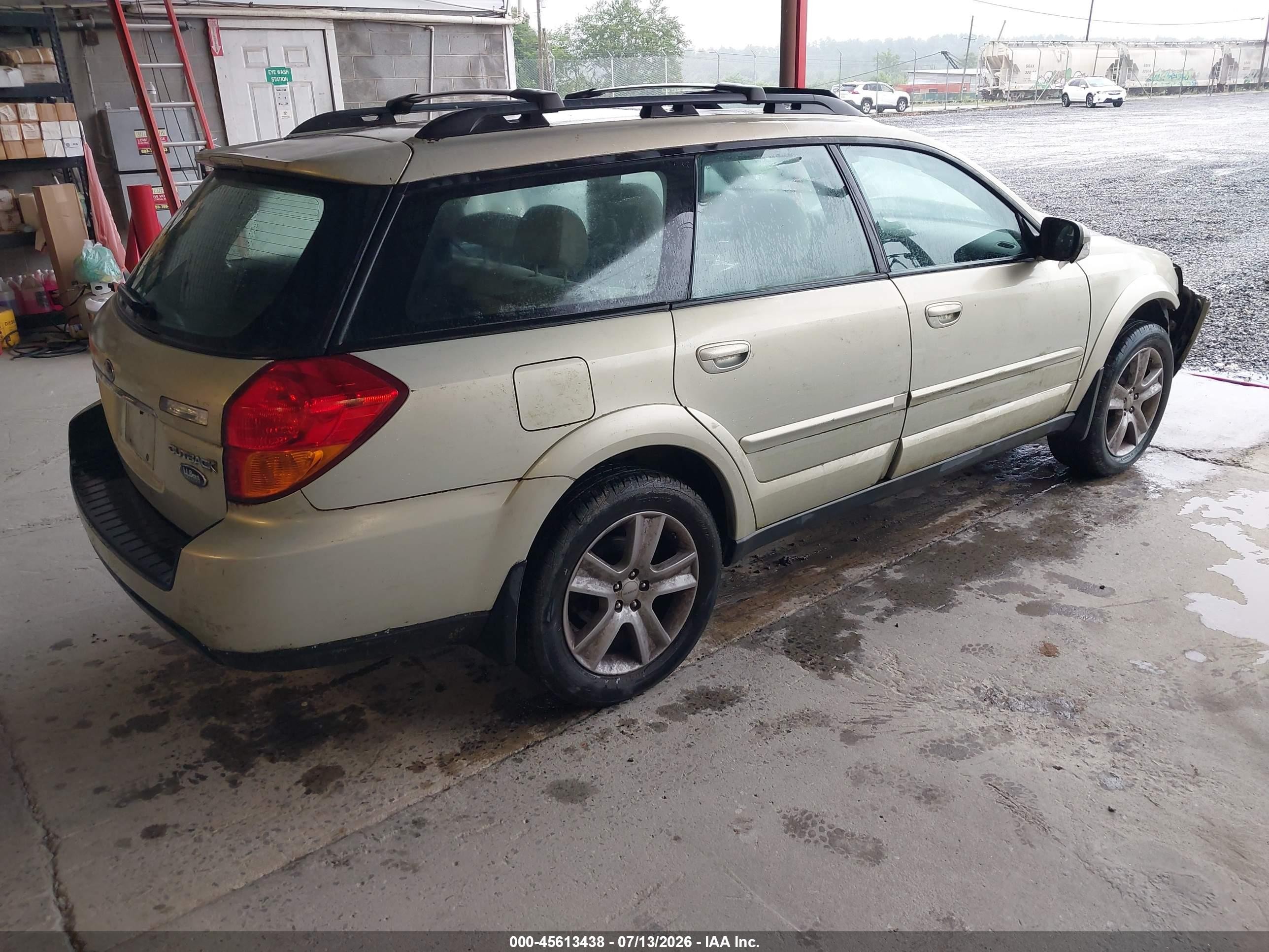 2005 Subaru Outback 3.0r L.l. Bean Edition Gold vin: 4S4BP86C054322282