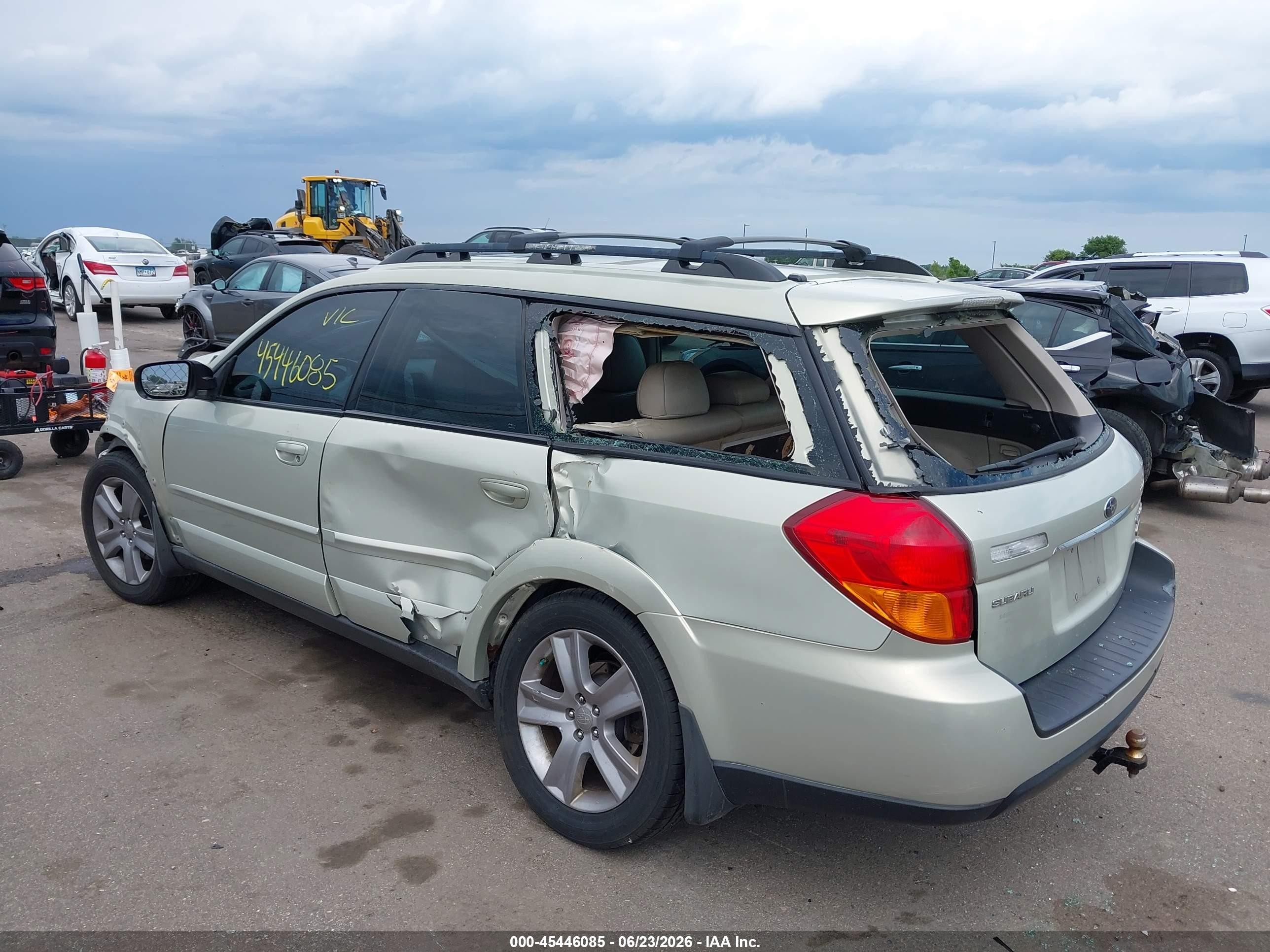 2006 Subaru Outback 3.0r L.l. Bean Edition Gold vin: 4S4BP86C064352688