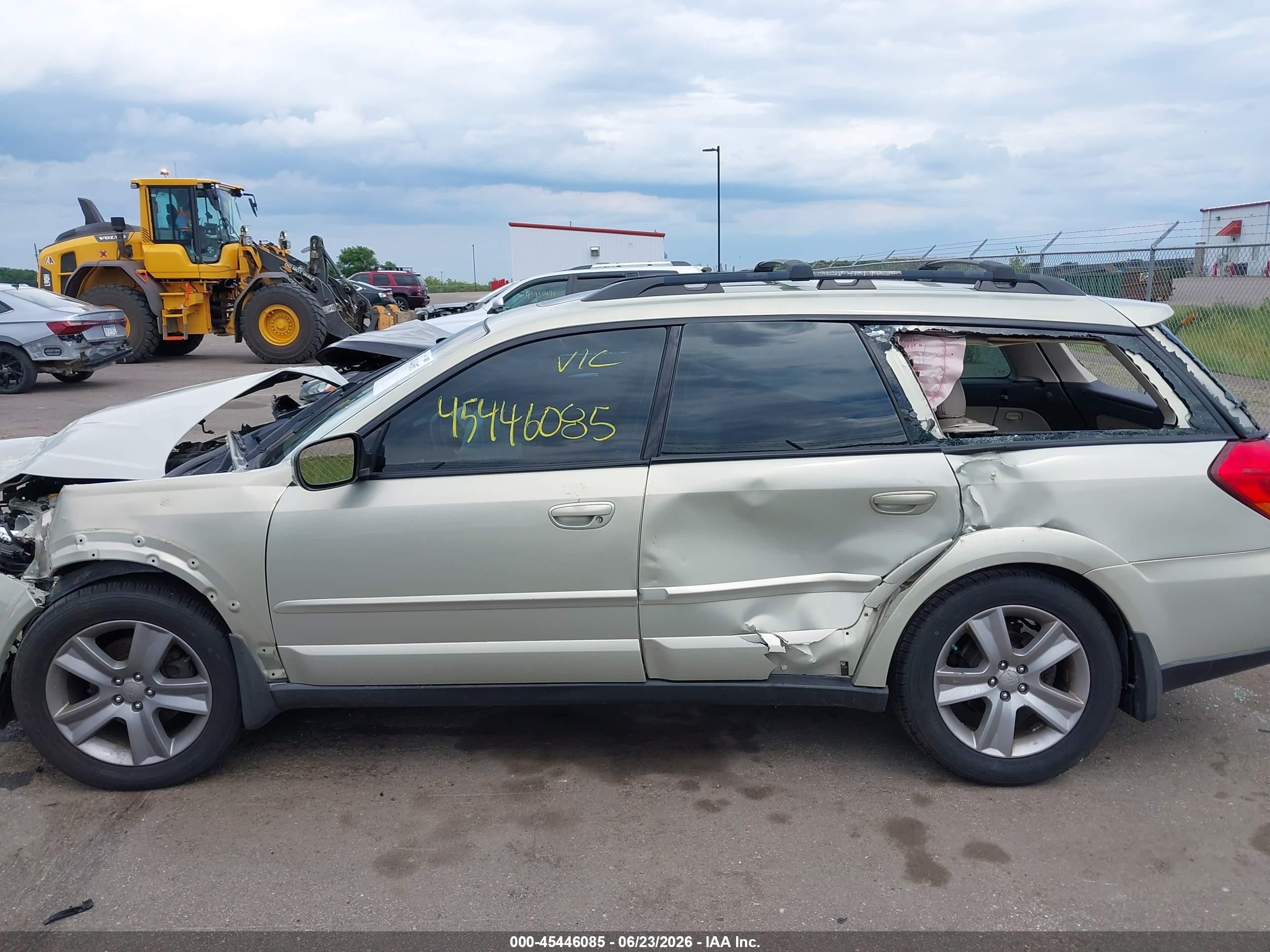 2006 Subaru Outback 3.0r L.l. Bean Edition Gold vin: 4S4BP86C064352688