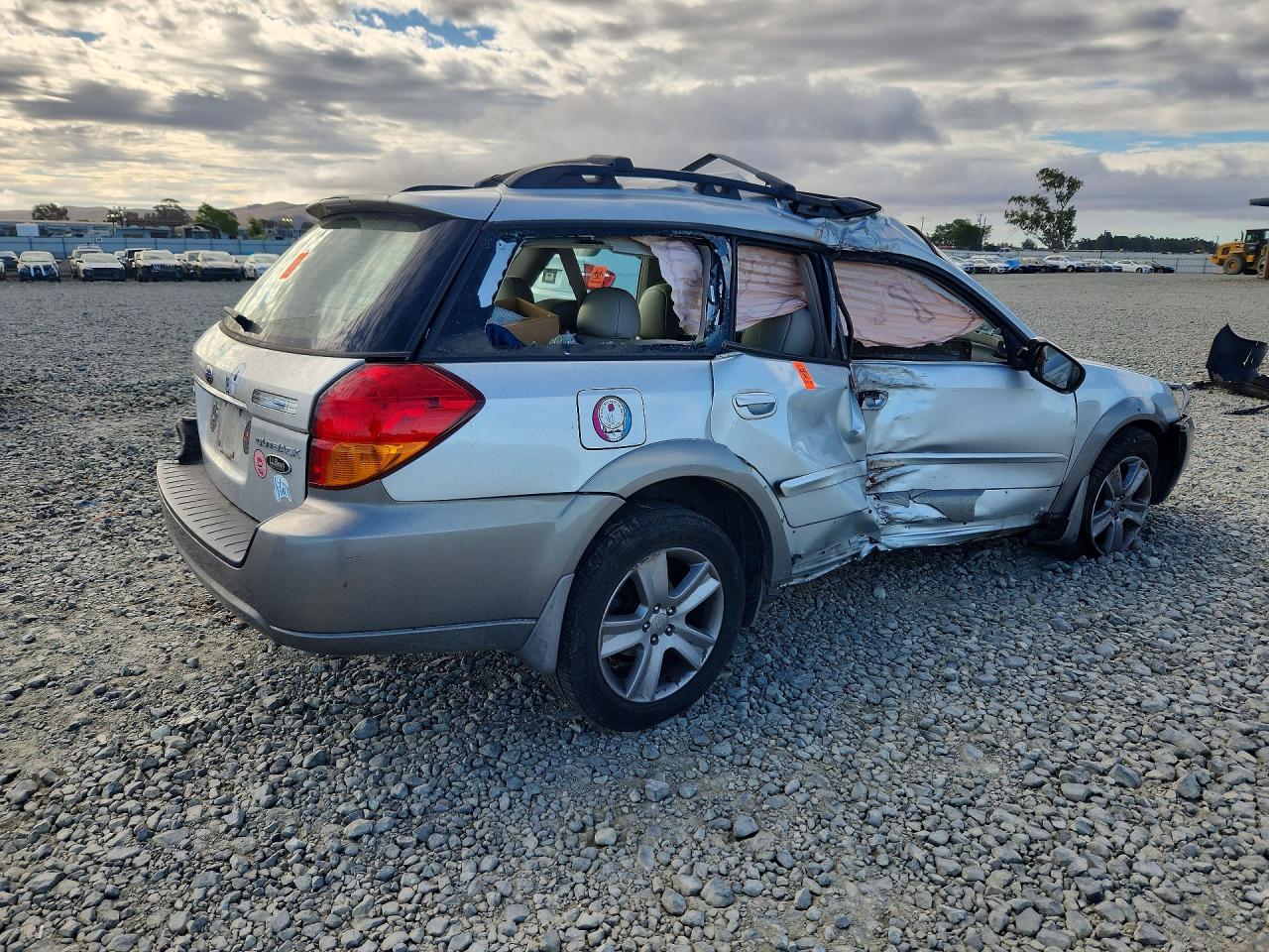 2006 Subaru Outback Outback 3.0r Ll Bean Серебряный vin: 4S4BP86C564312817