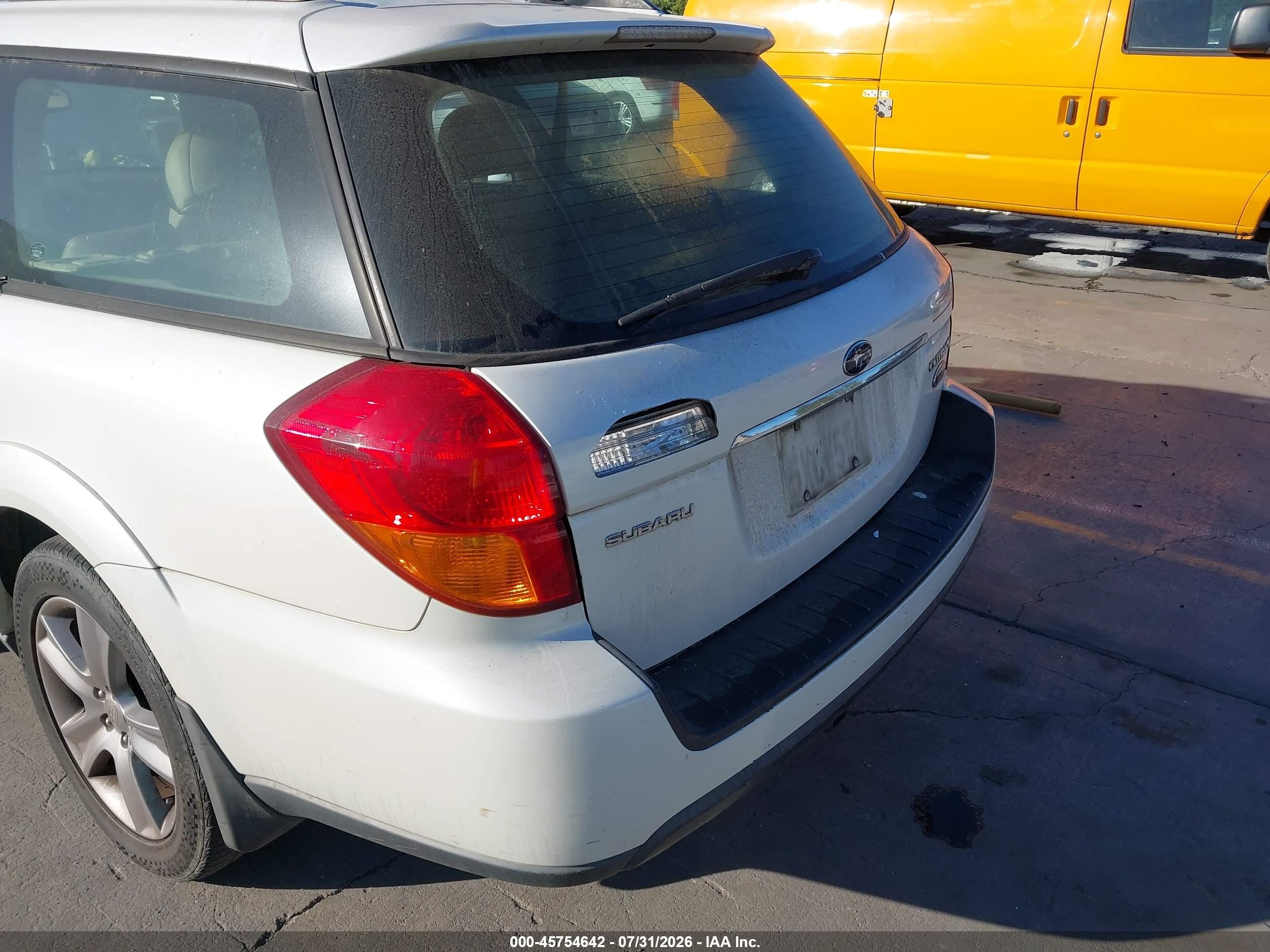 2006 Subaru Outback 3.0r L.l. Bean Edition White vin: 4S4BP86C664309084