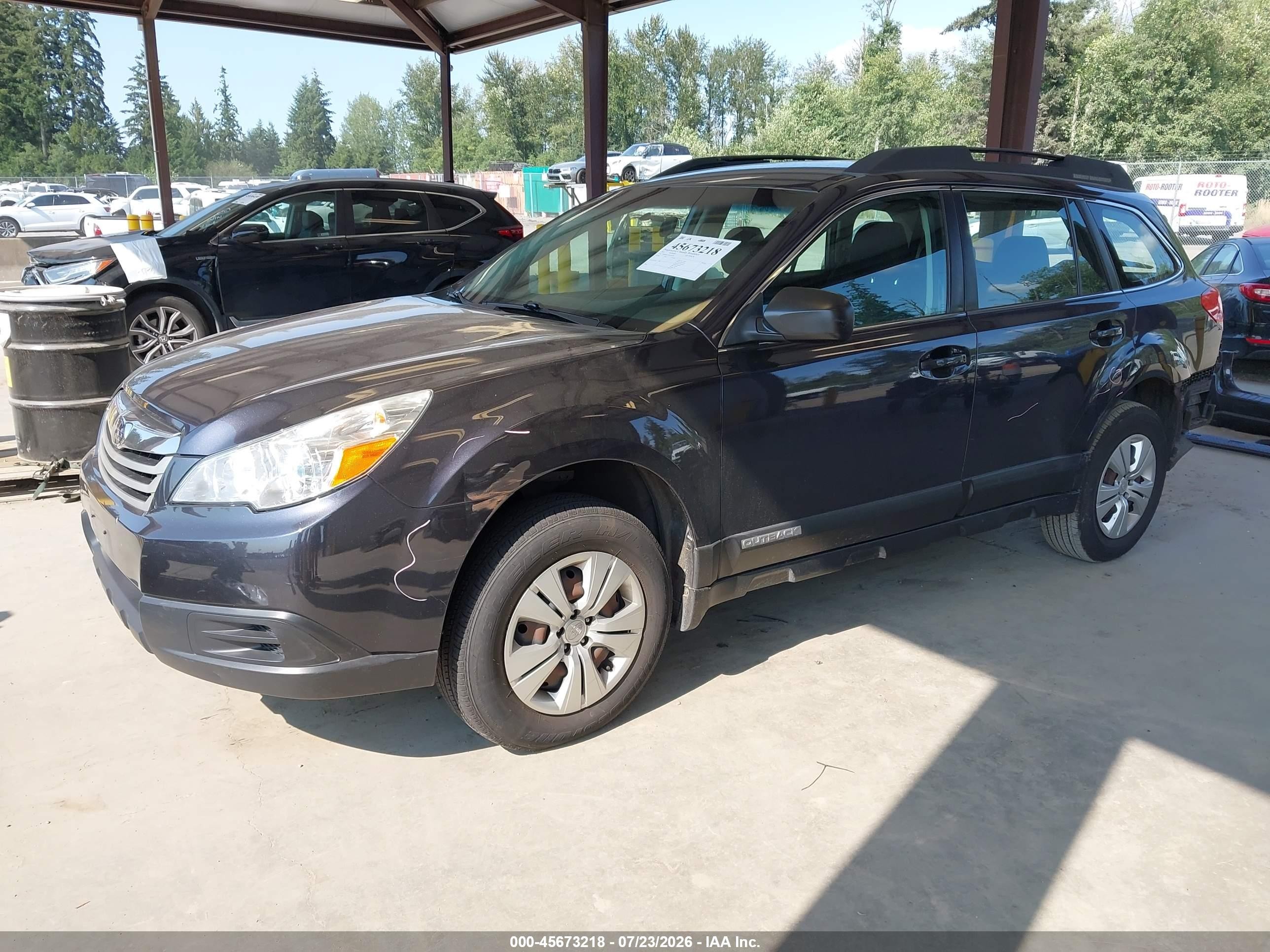 2011 Subaru Outback 2.5i Gray vin: 4S4BRBAC0B3340359