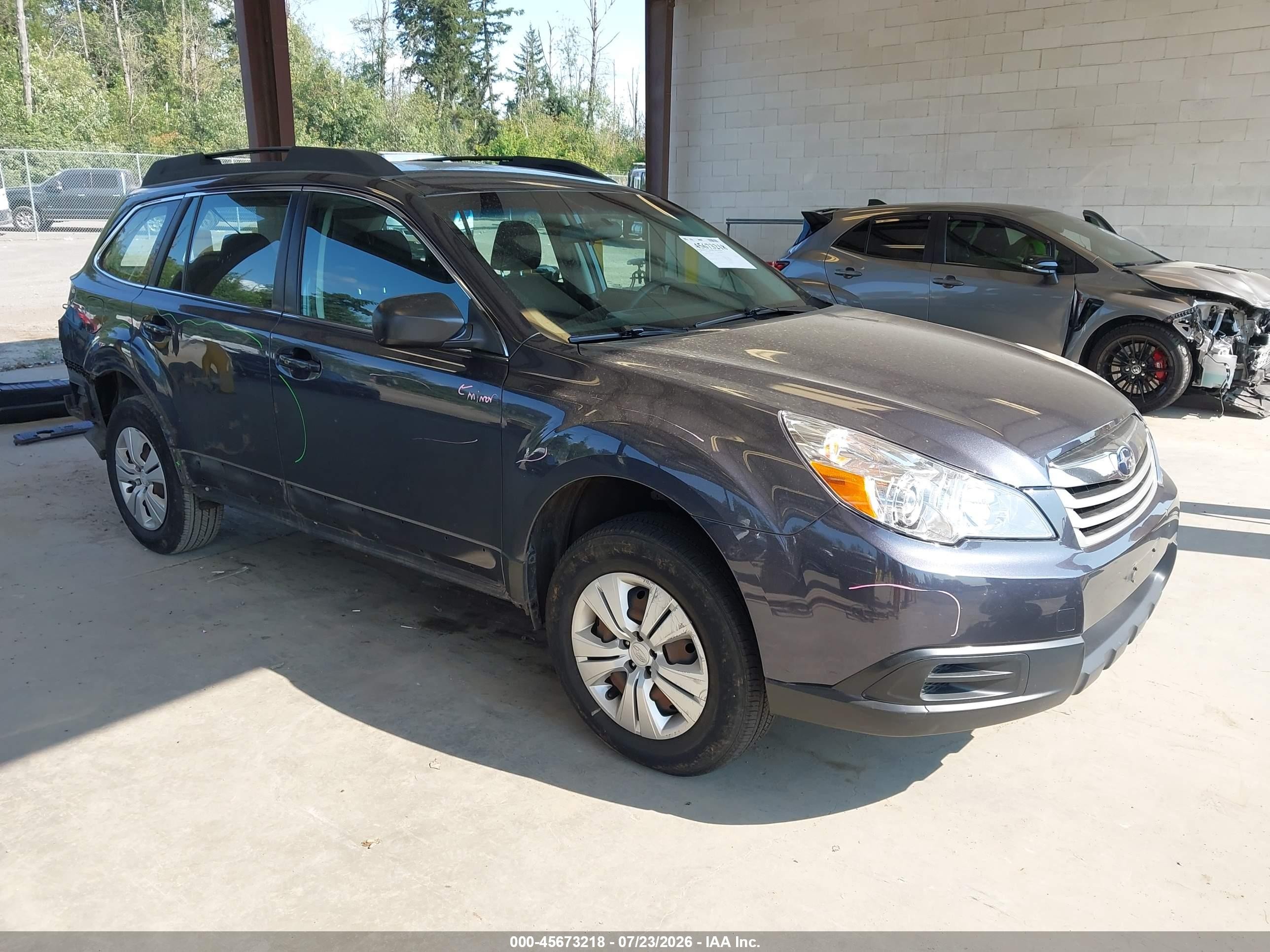2011 Subaru Outback 2.5i Gray vin: 4S4BRBAC0B3340359