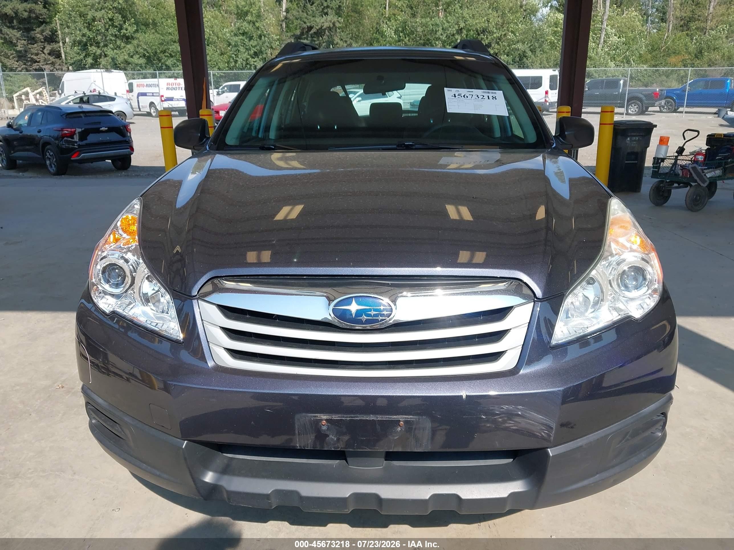 2011 Subaru Outback 2.5i Gray vin: 4S4BRBAC0B3340359