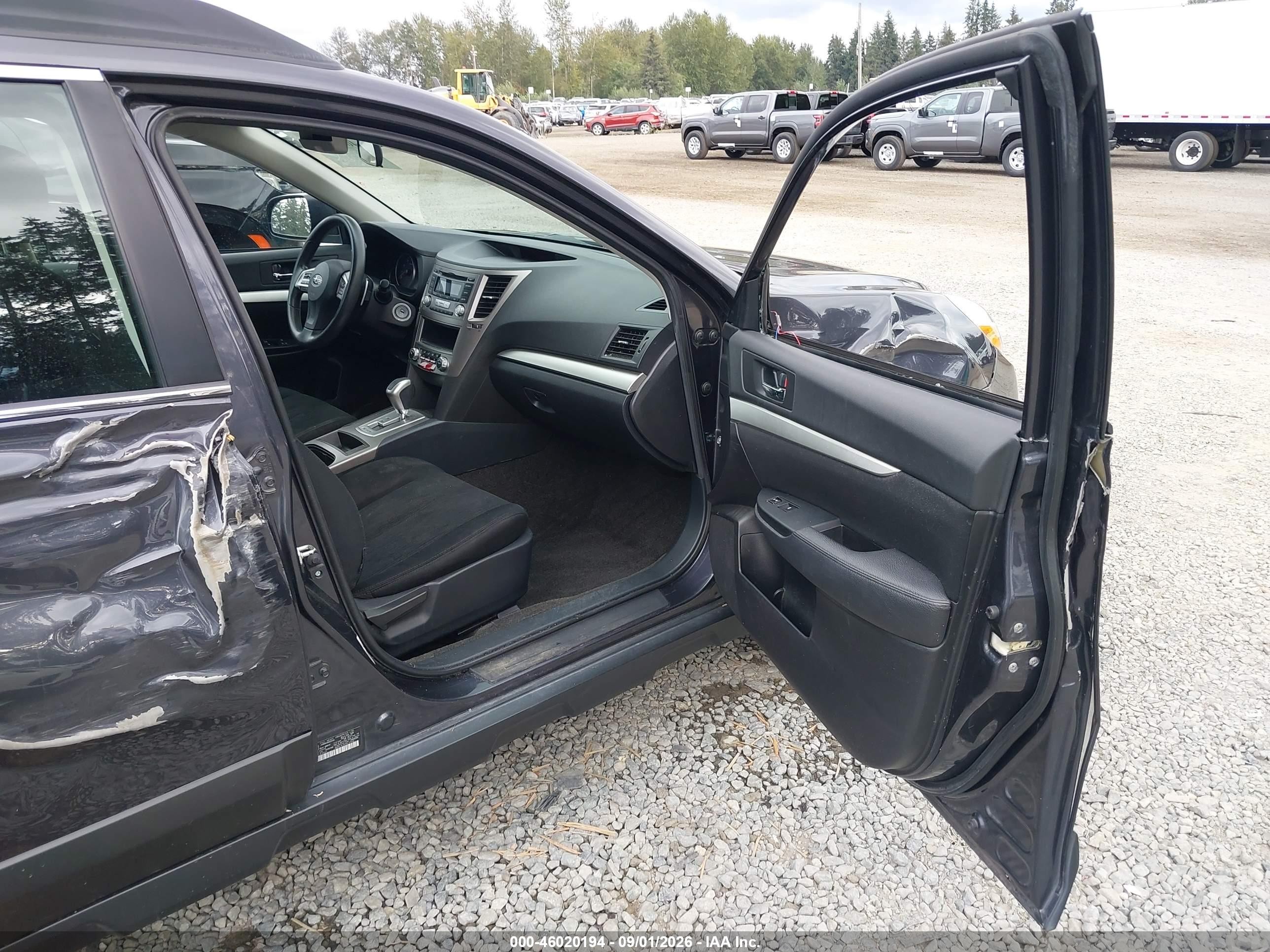 2013 Subaru Outback 2.5i Серый vin: 4S4BRBAC0D3225702