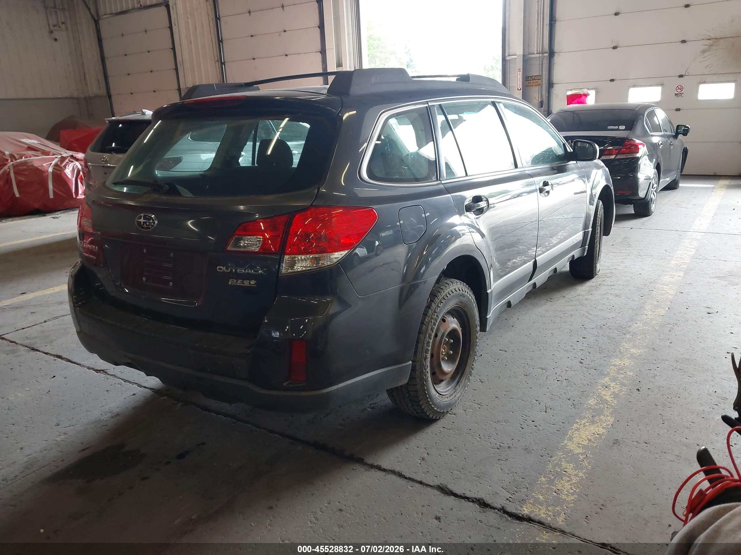 2013 Subaru Outback 2.5i Gray vin: 4S4BRBAC0D3247389